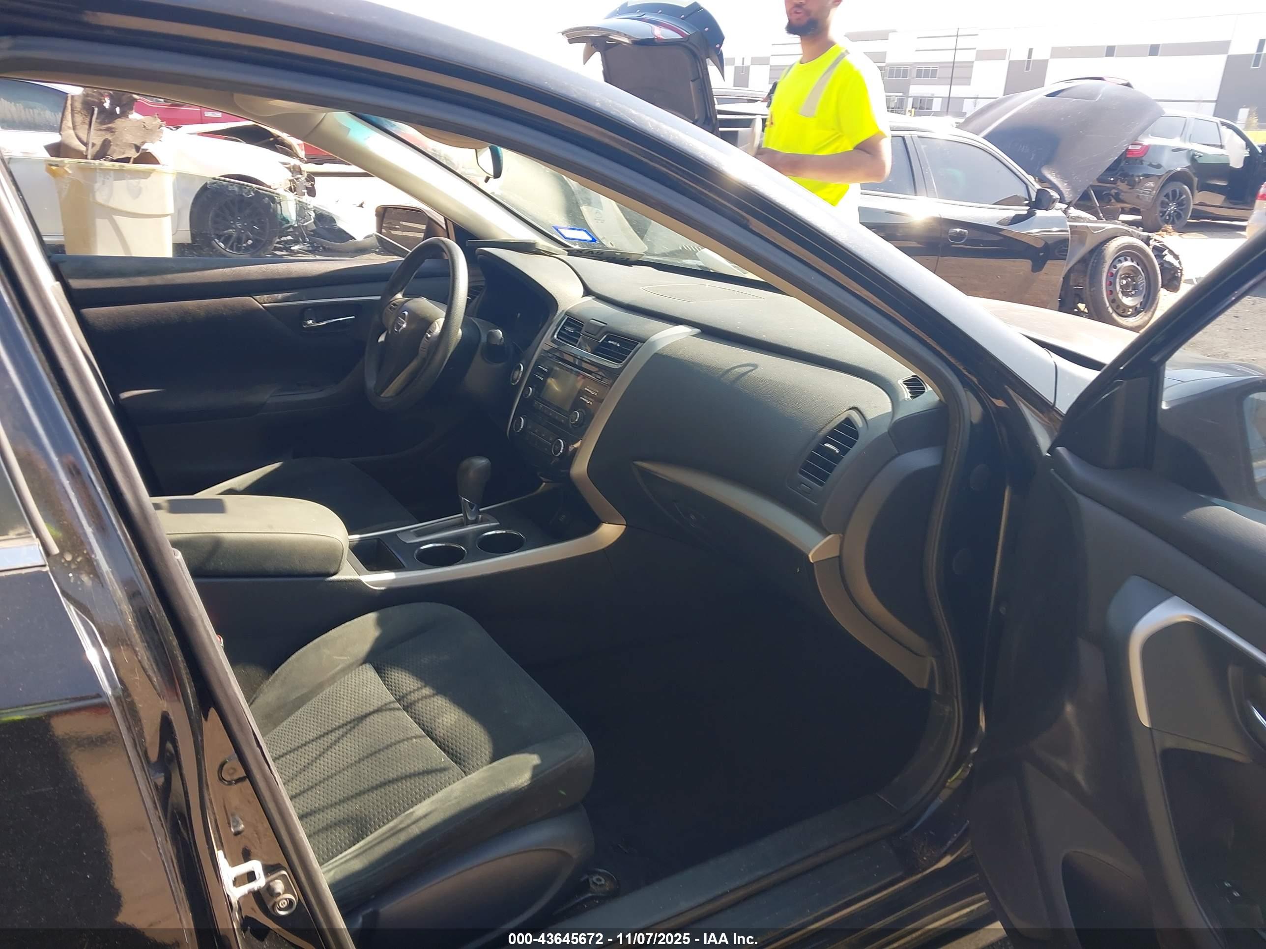 NISSAN ALTIMA image 5