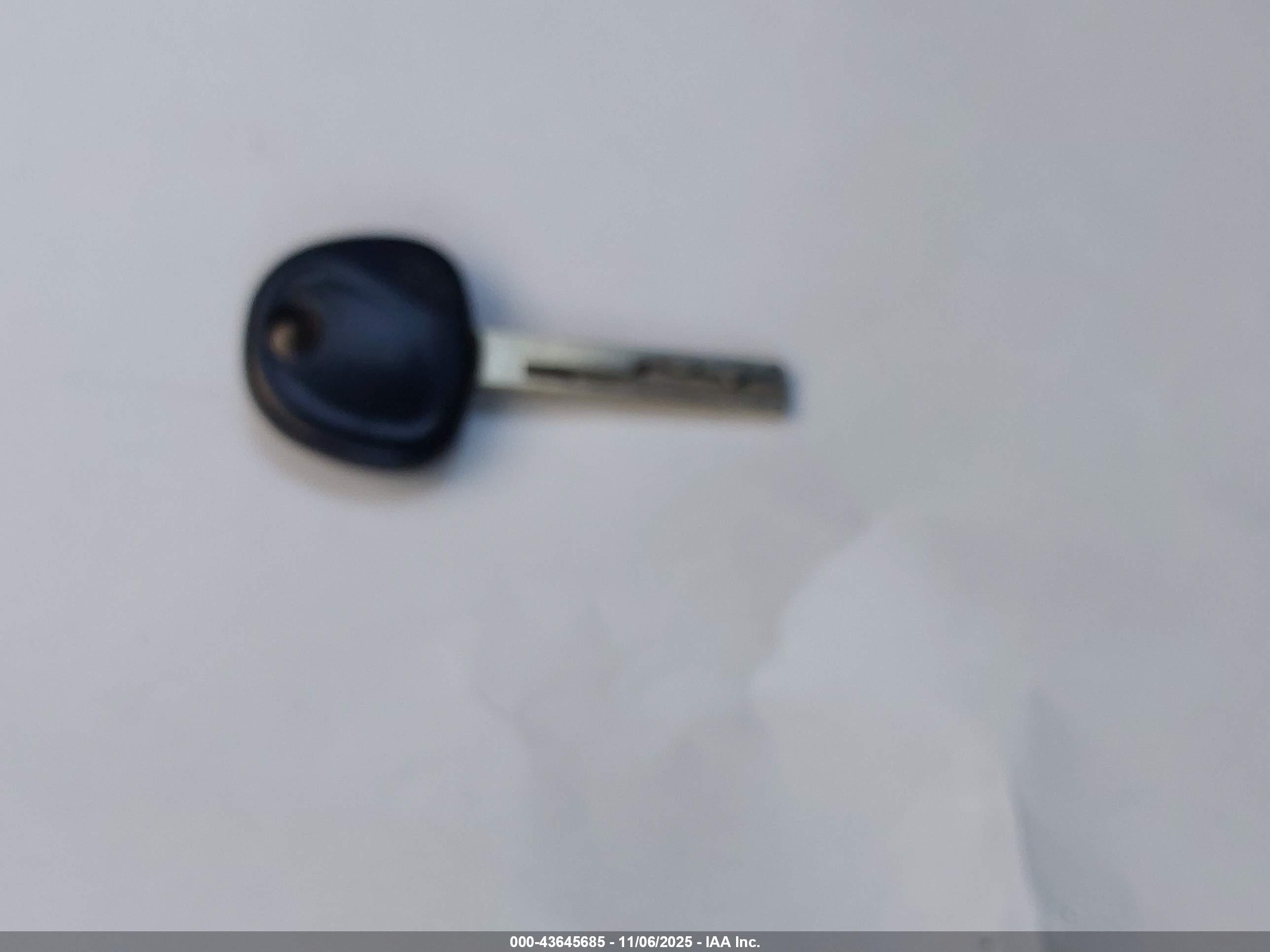 HYUNDAI ACCENT image 11