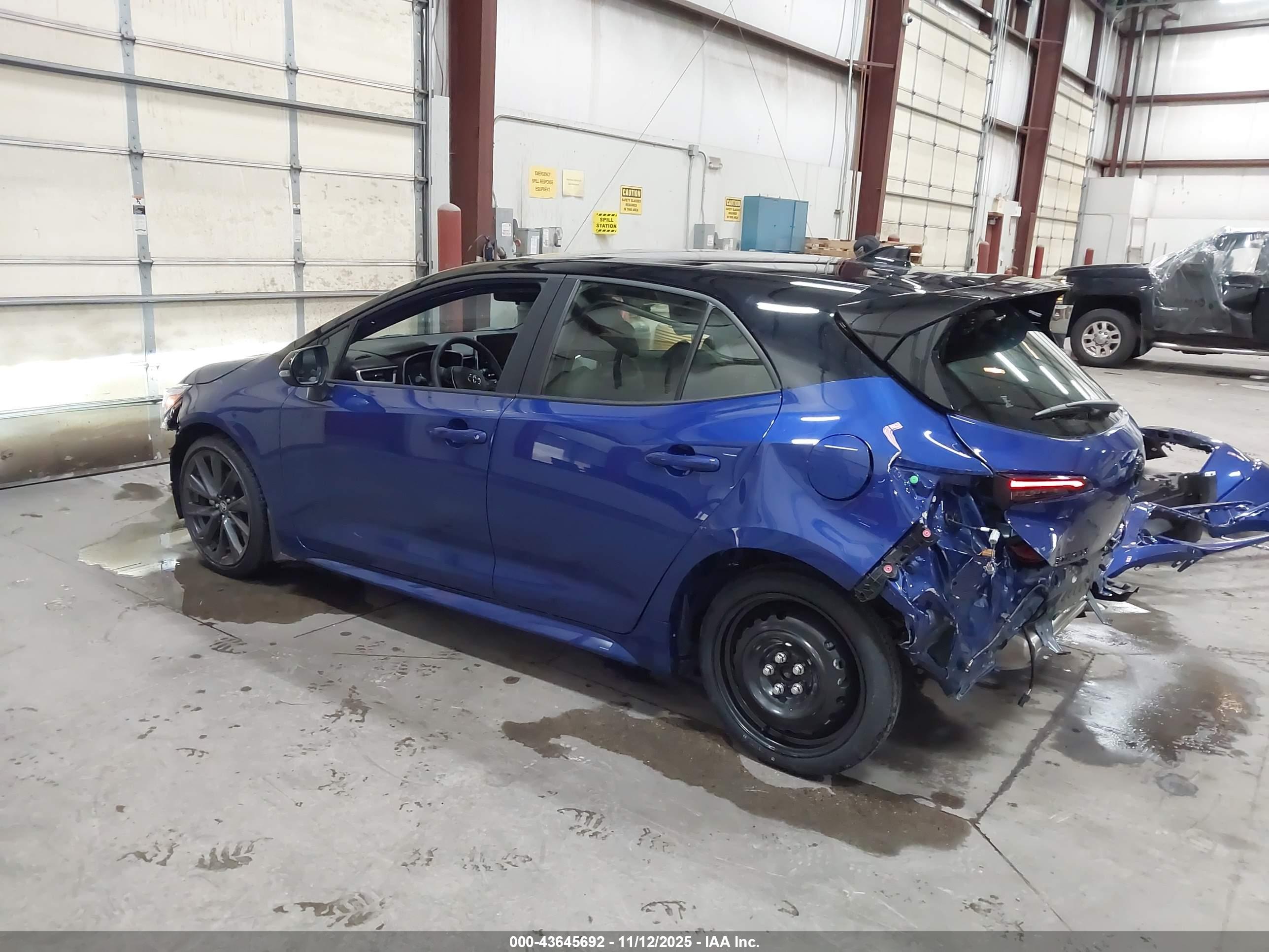 TOYOTA COROLLA image 3