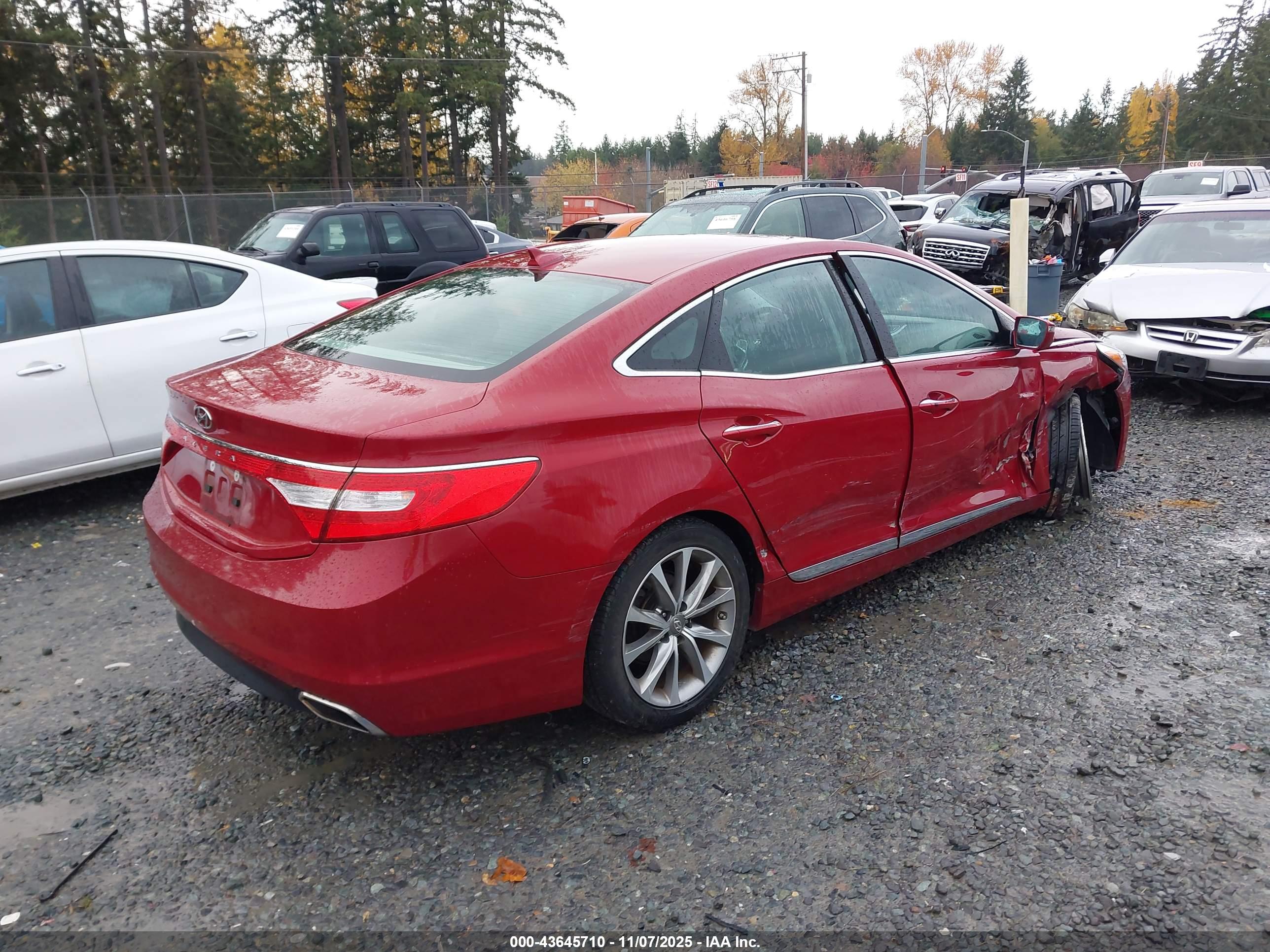 HYUNDAI AZERA image 4