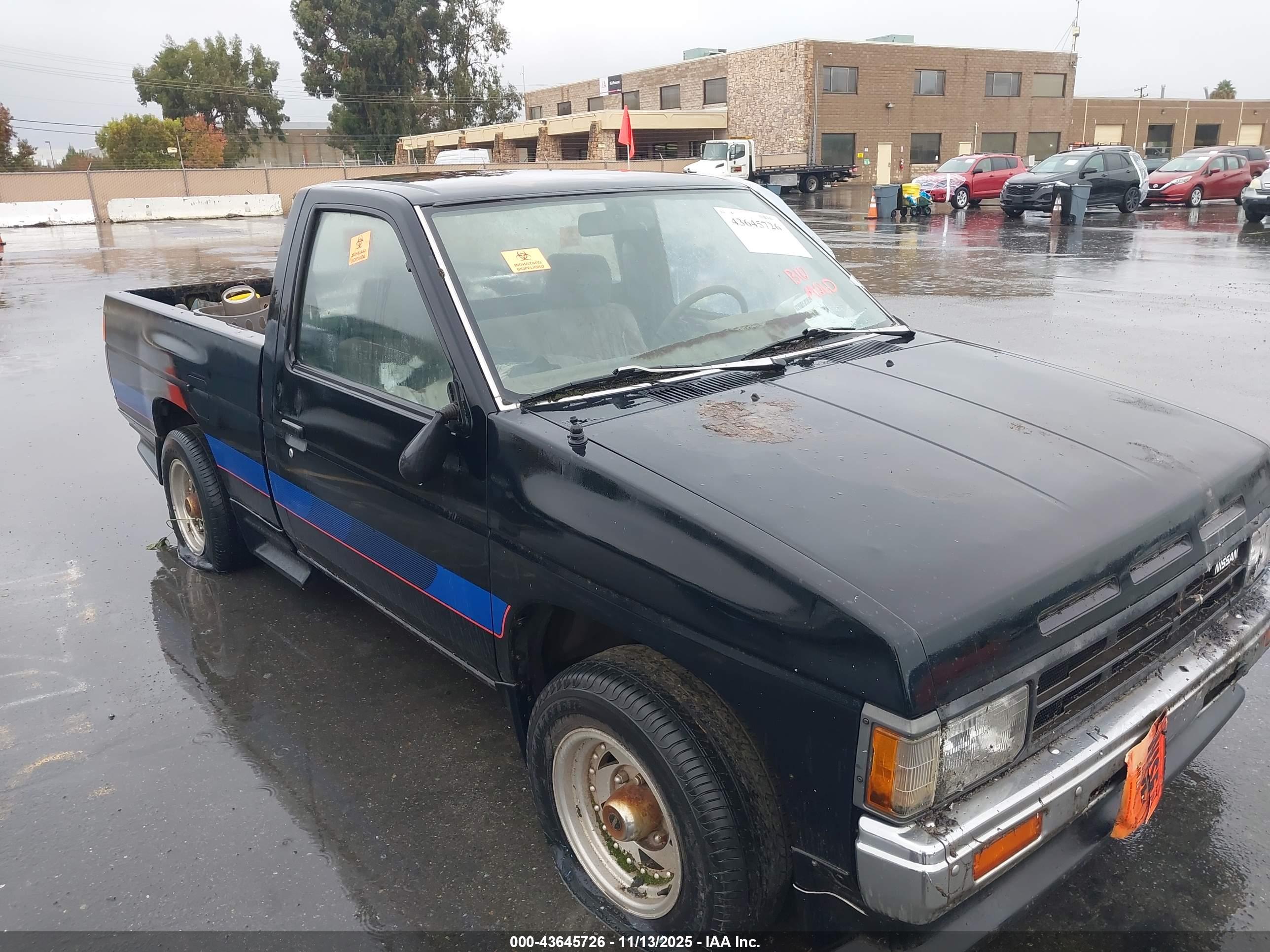 NISSAN D21 image 6