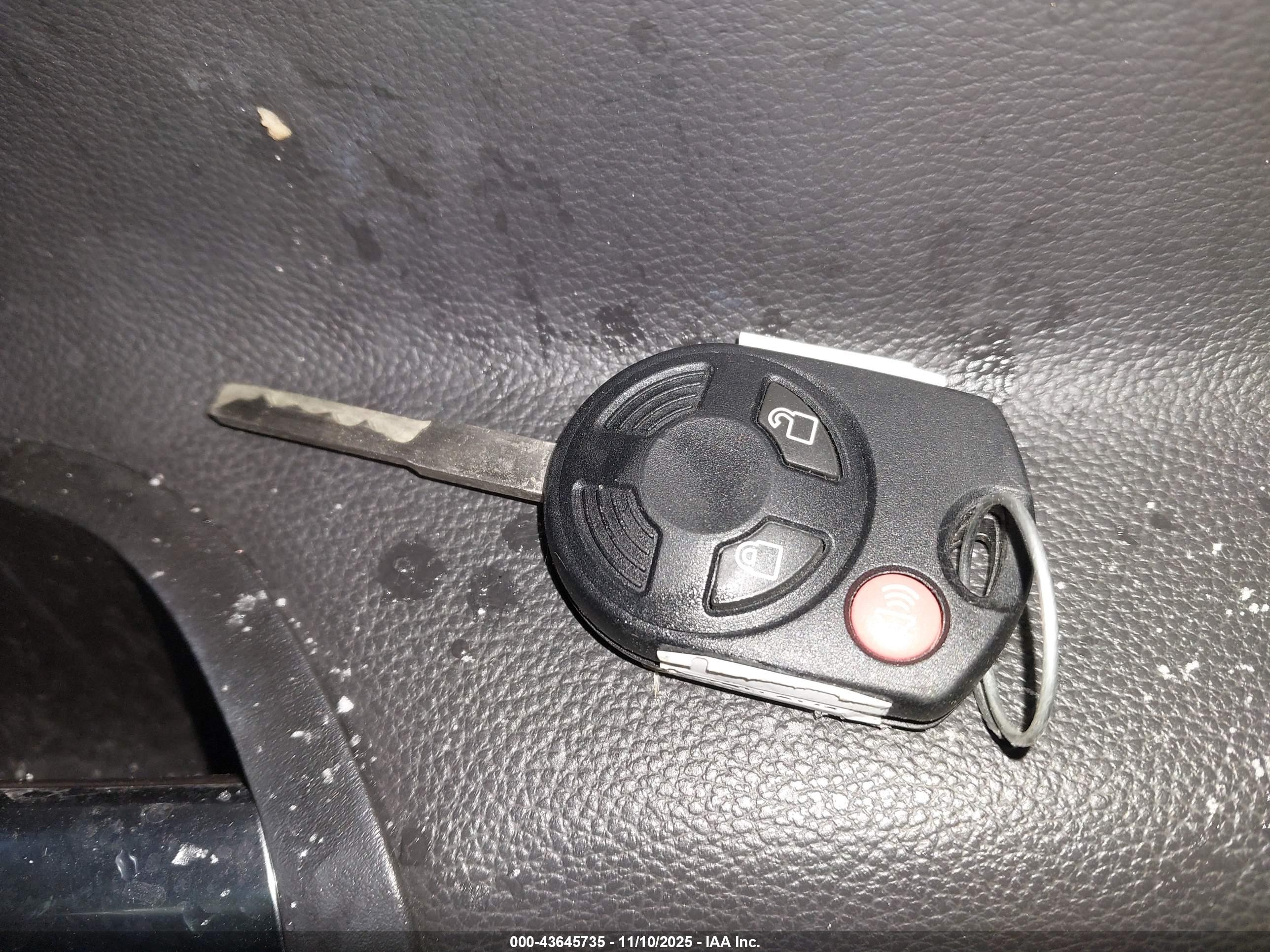 FORD ESCAPE image 11