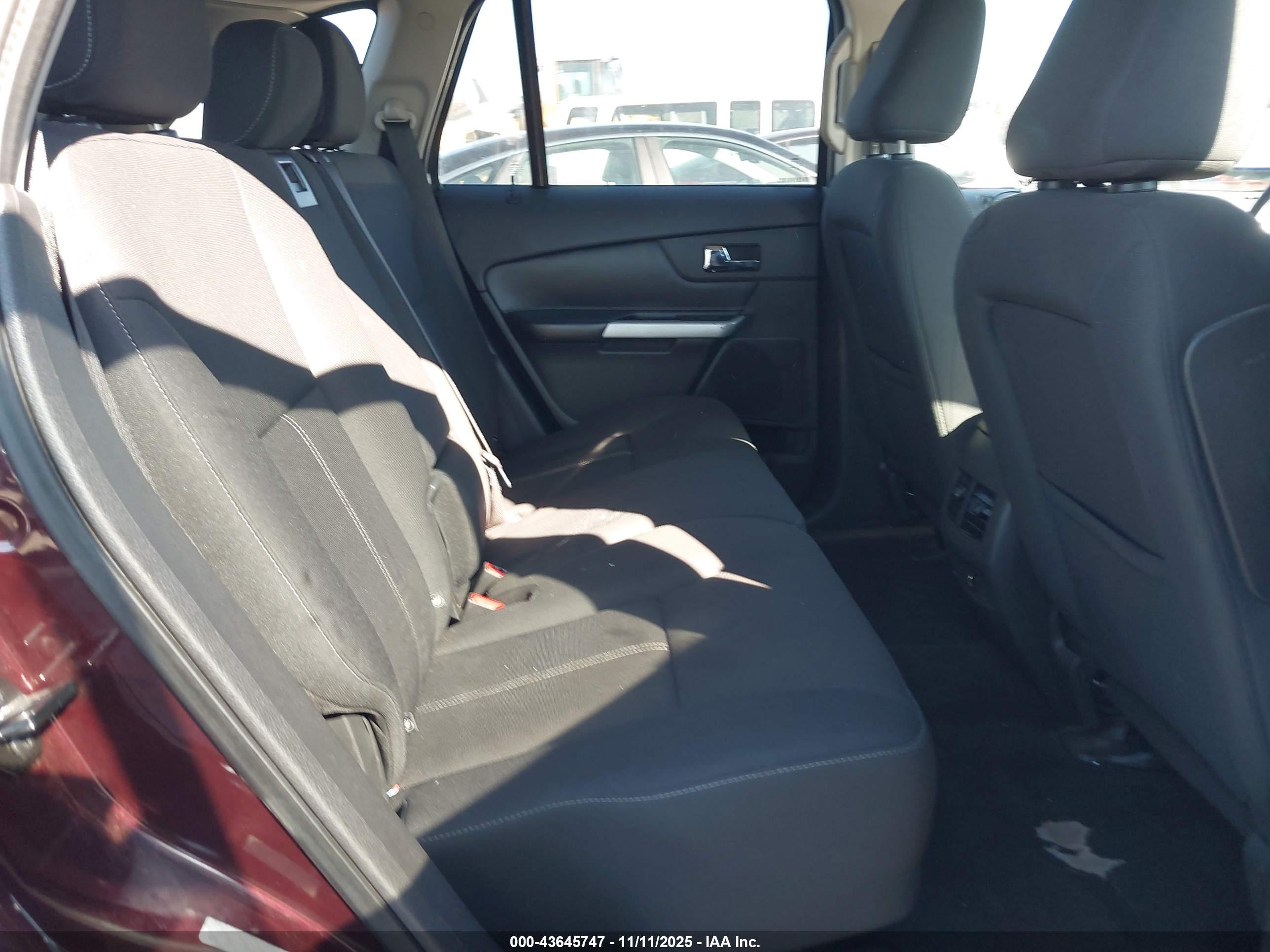 FORD EDGE image 8