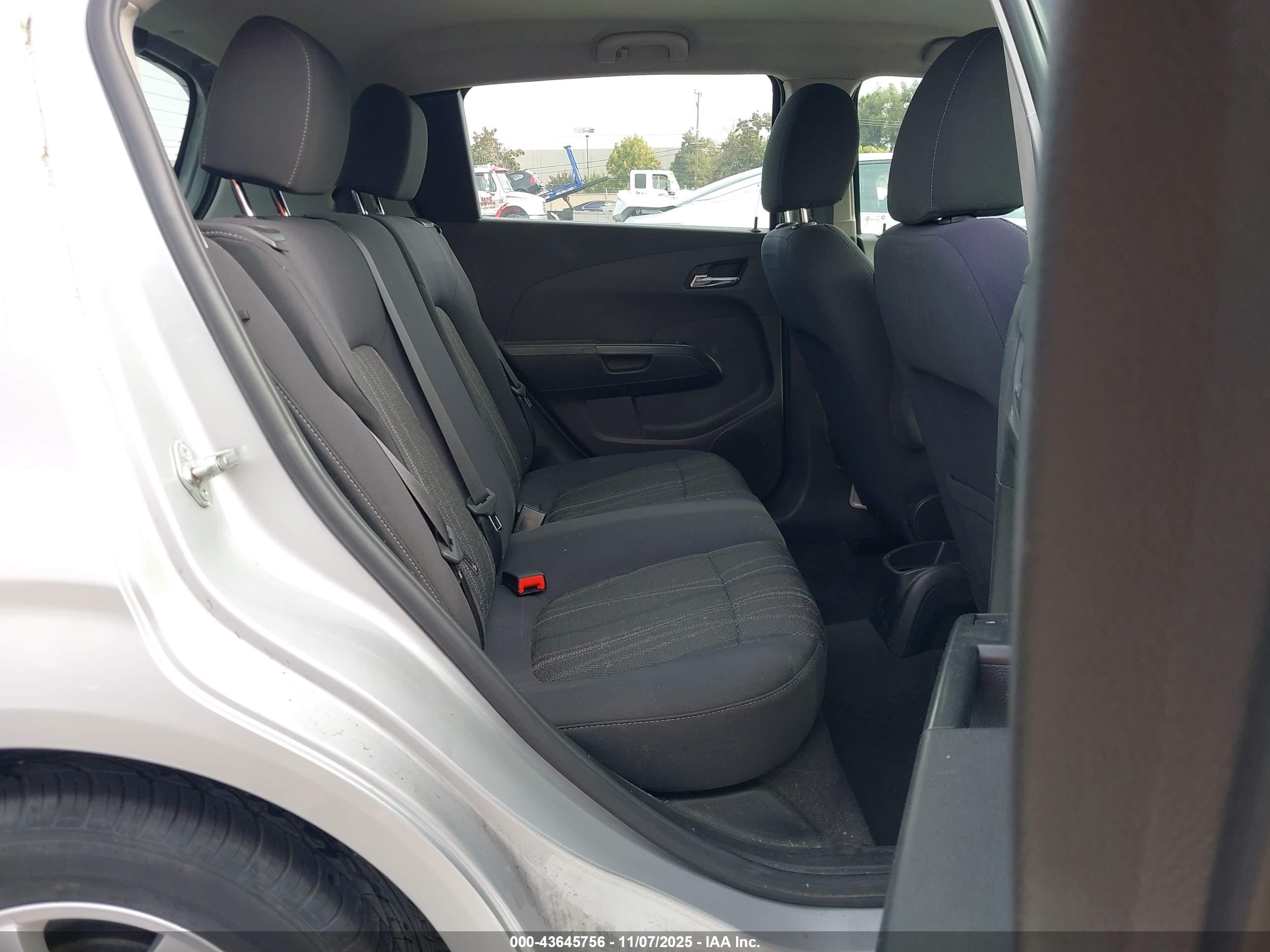 CHEVROLET SONIC image 8