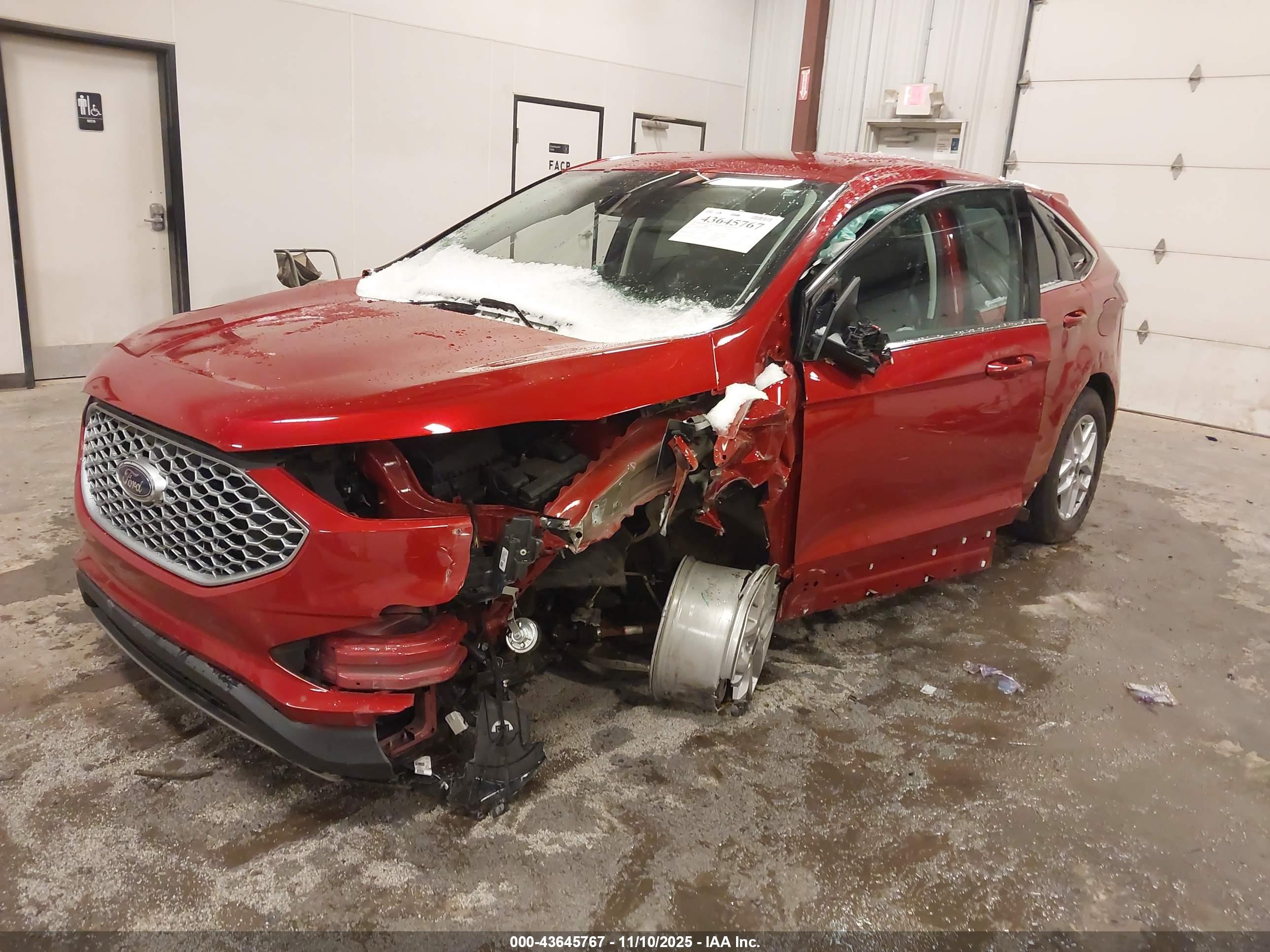 FORD EDGE image 2