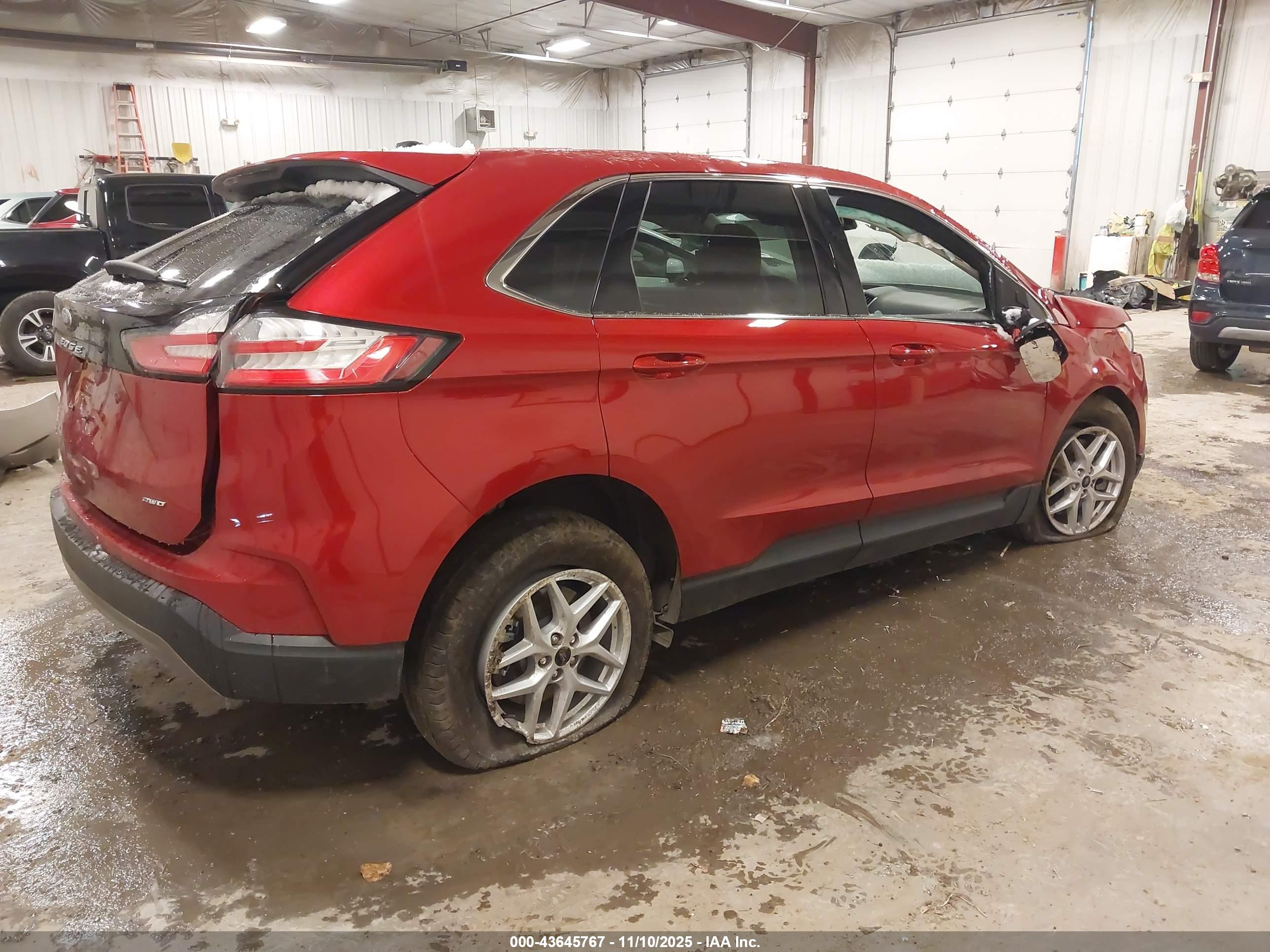 FORD EDGE image 4