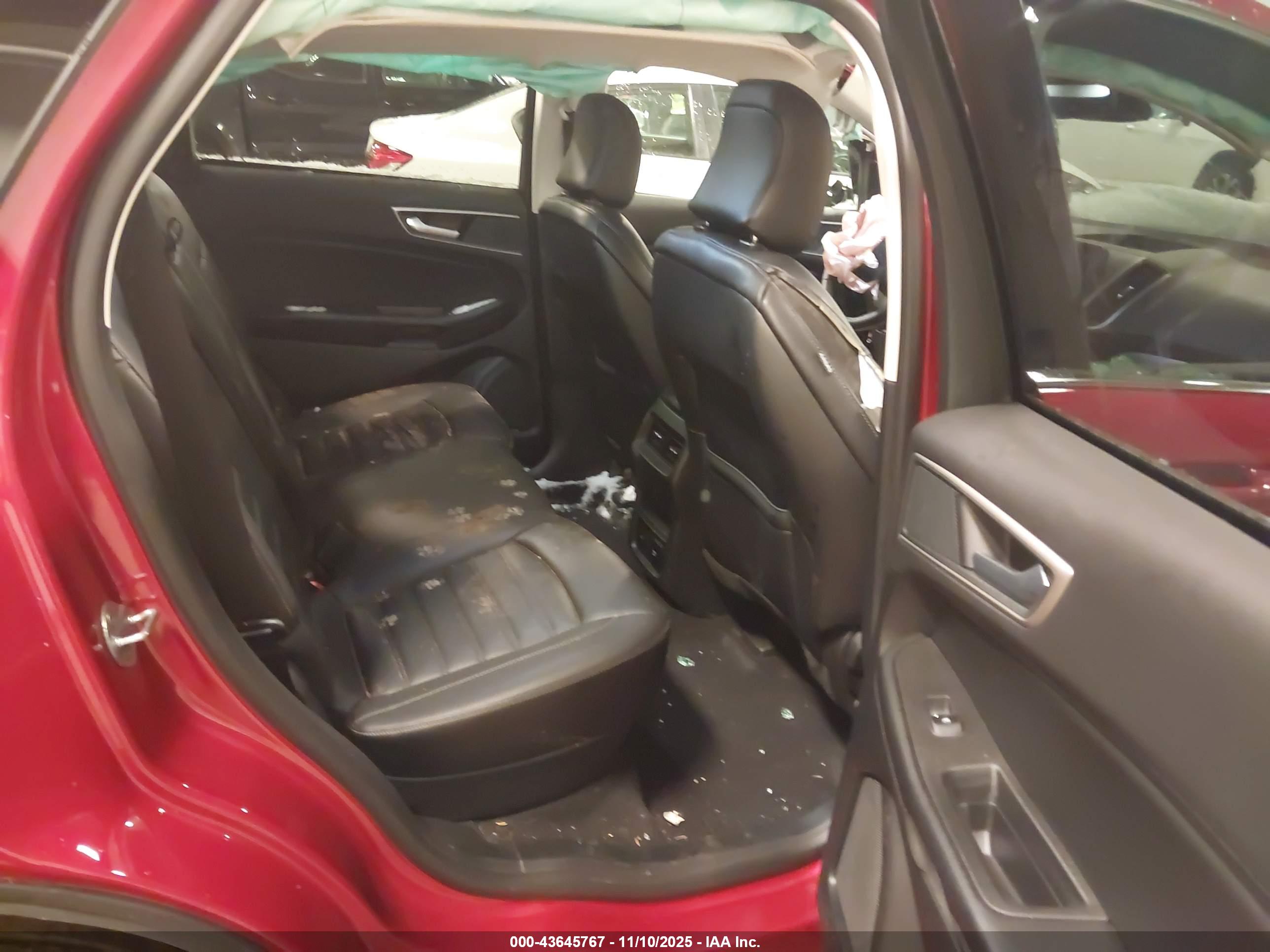 FORD EDGE image 8
