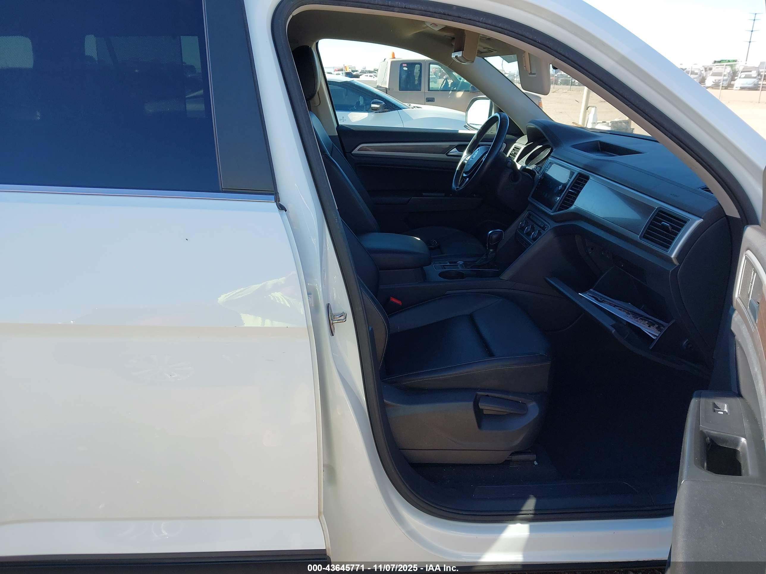 VOLKSWAGEN ATLAS image 5