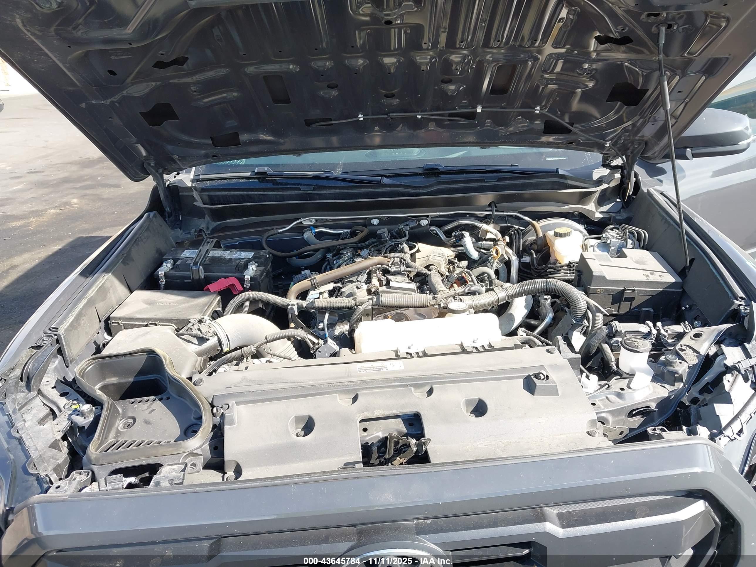 TOYOTA TACOMA image 10