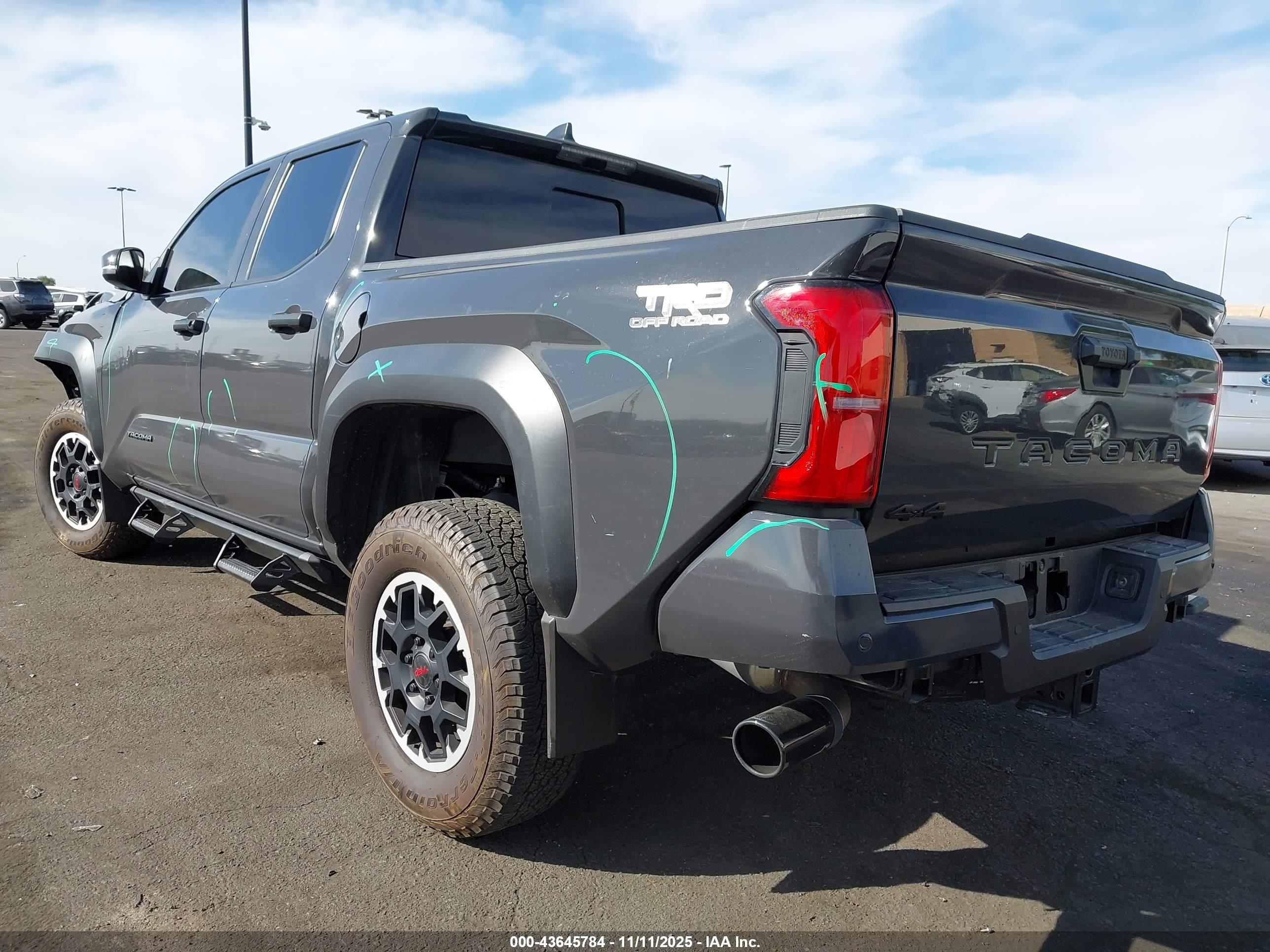 TOYOTA TACOMA image 3