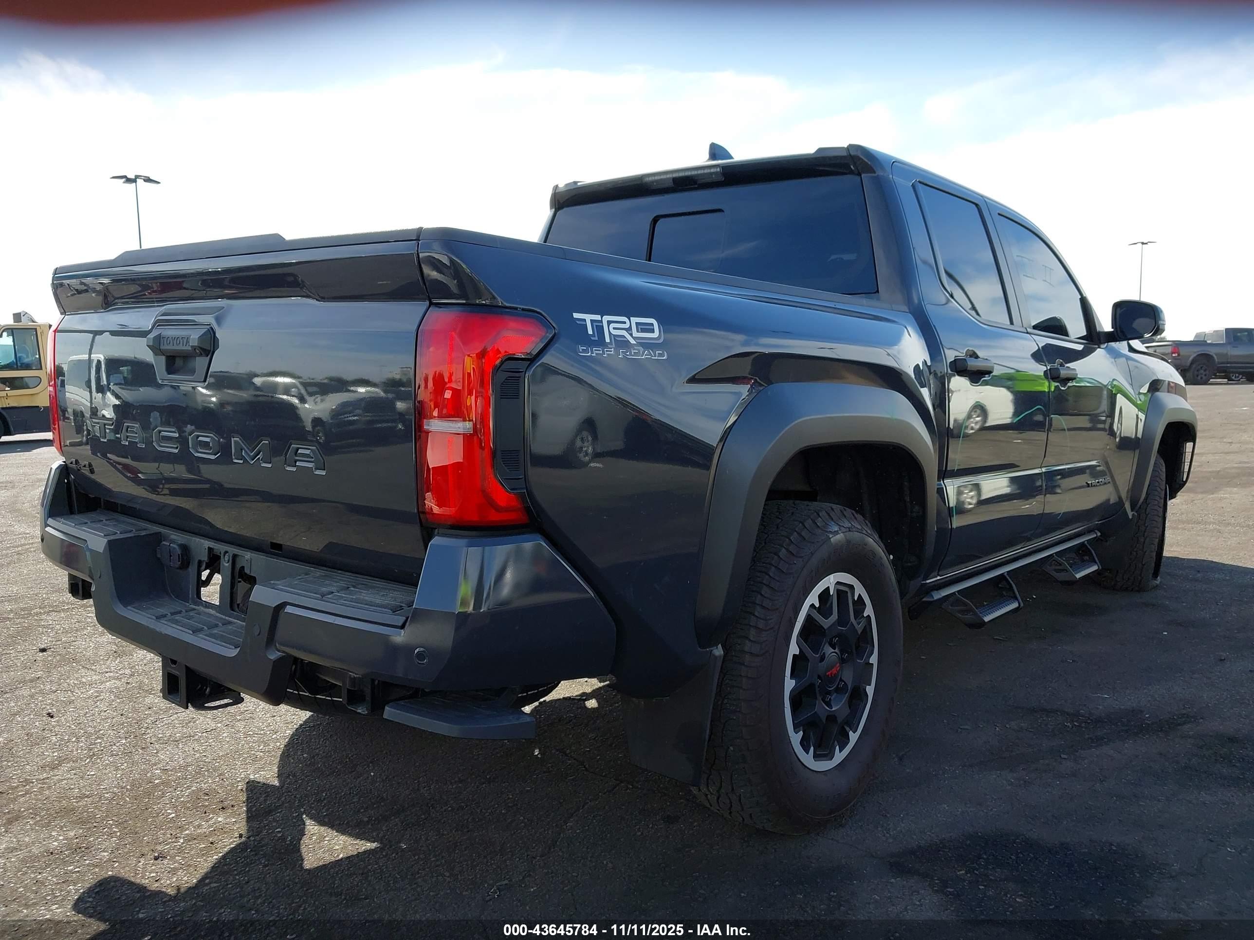 TOYOTA TACOMA image 4