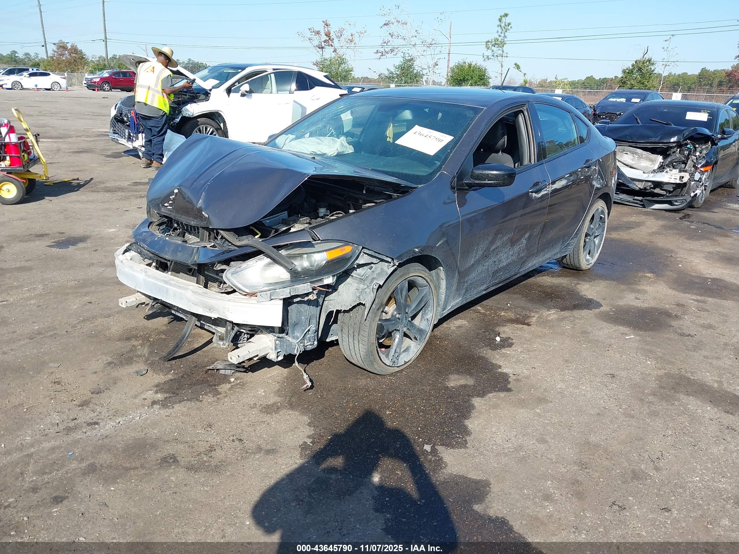 DODGE DART image 2