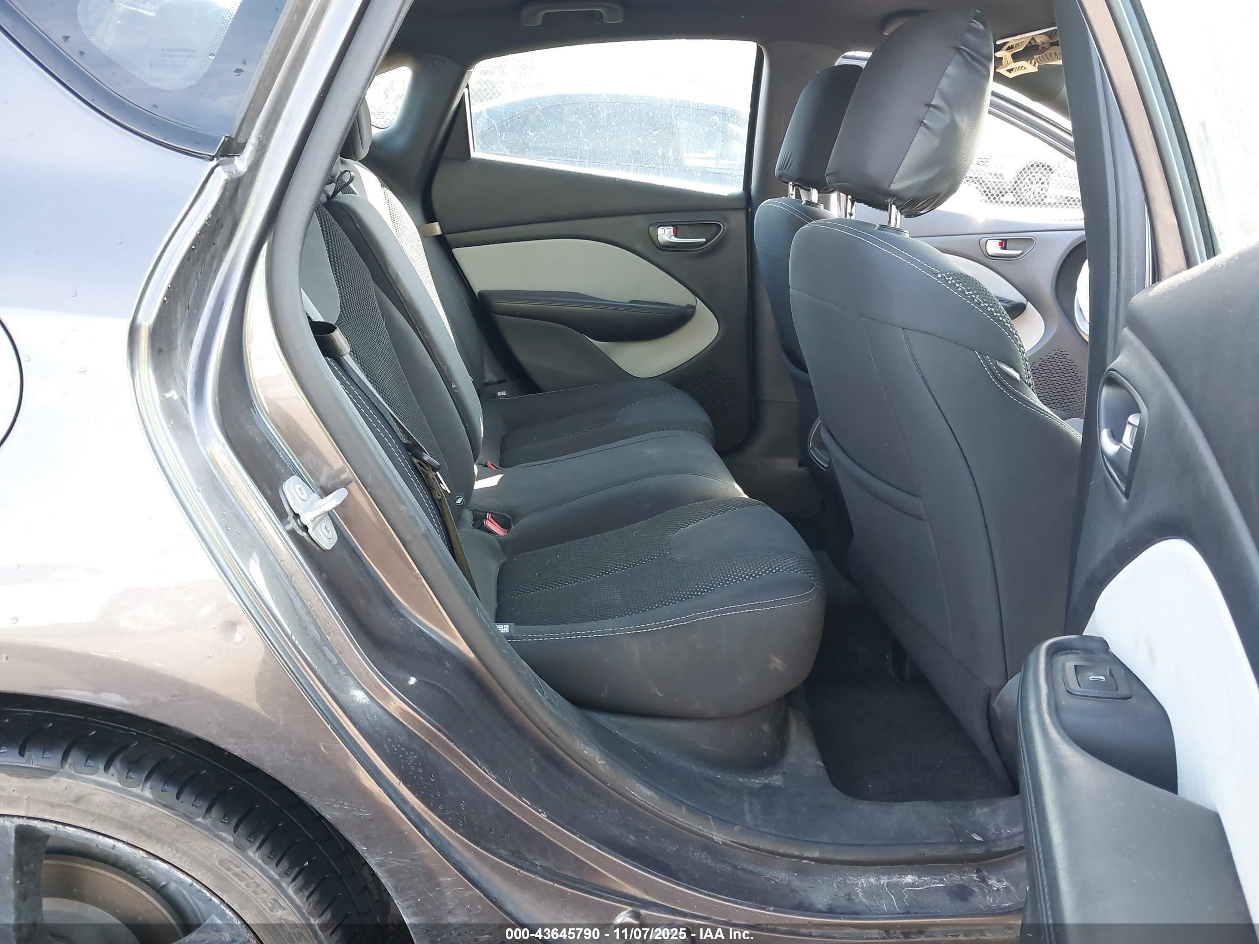 DODGE DART image 8