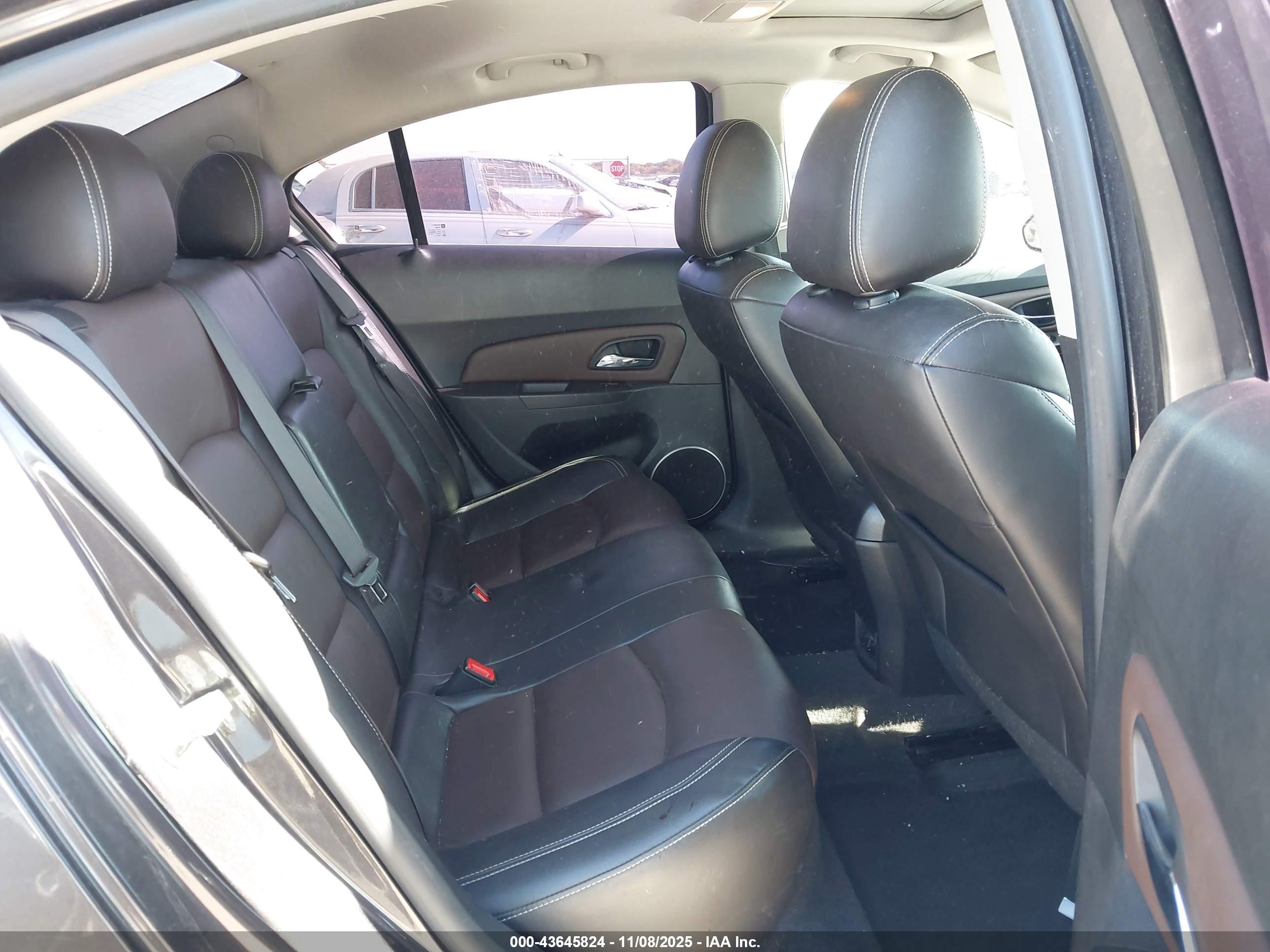 CHEVROLET CRUZE image 8