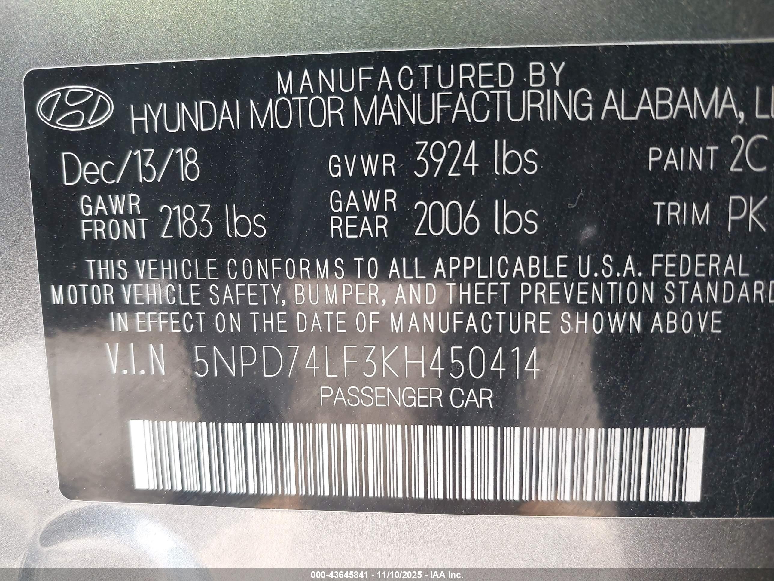 HYUNDAI ELANTRA image 9