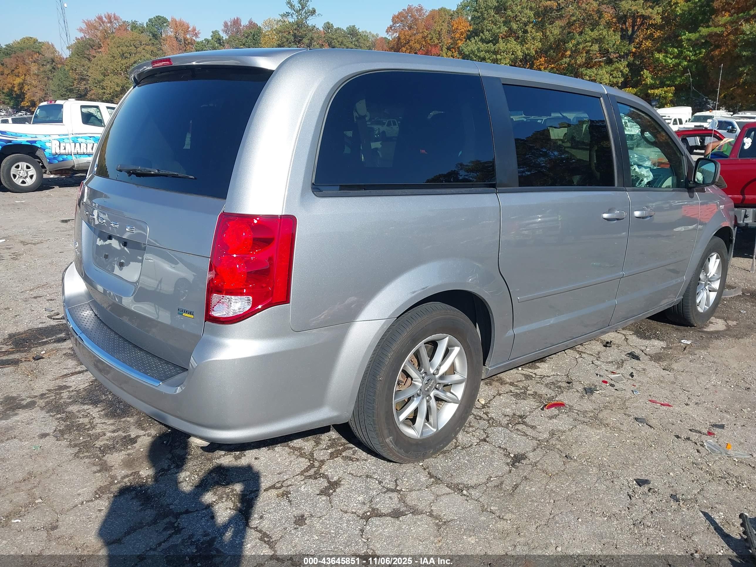 DODGE GRAND image 4