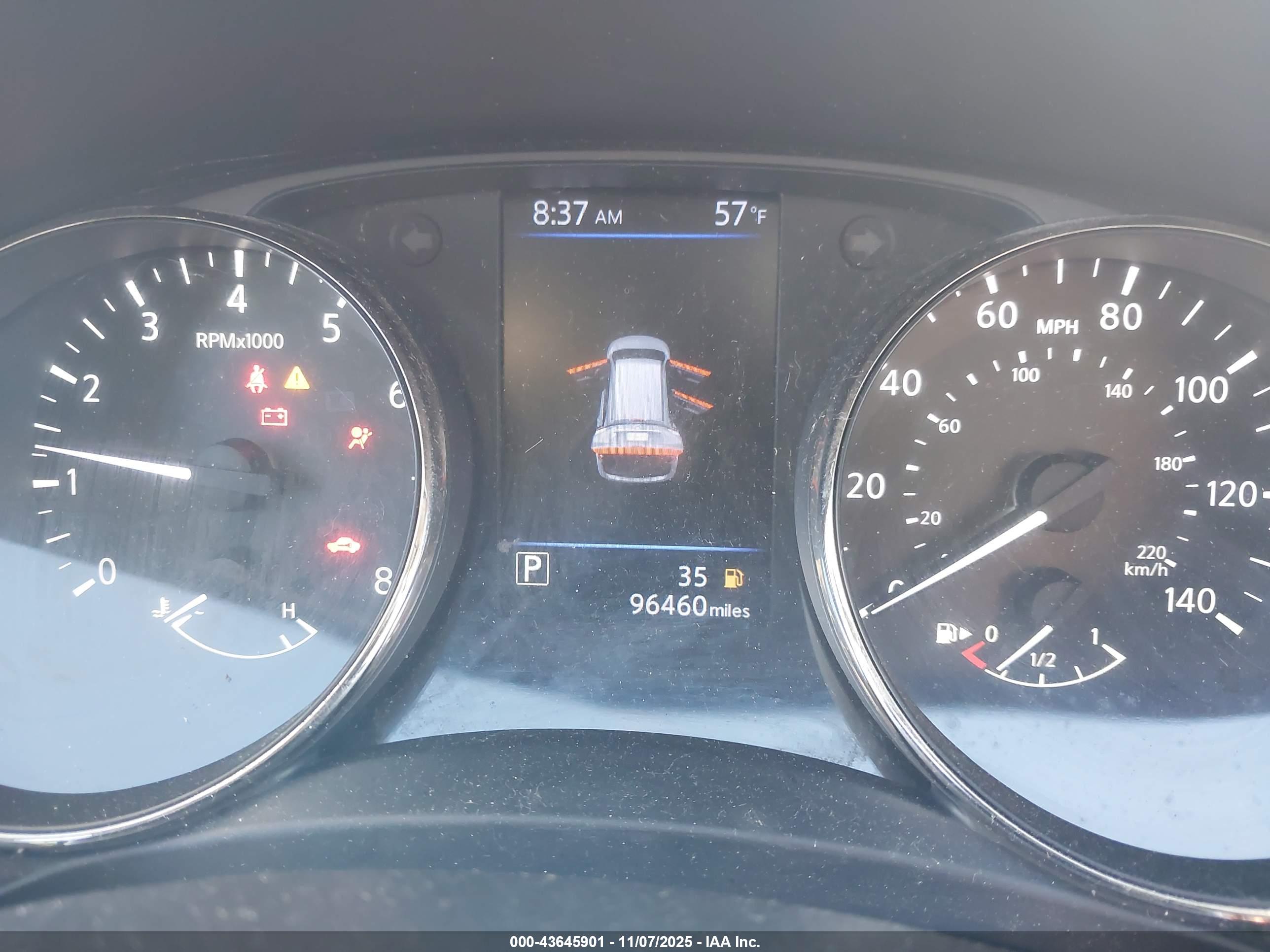 NISSAN ROGUE image 7