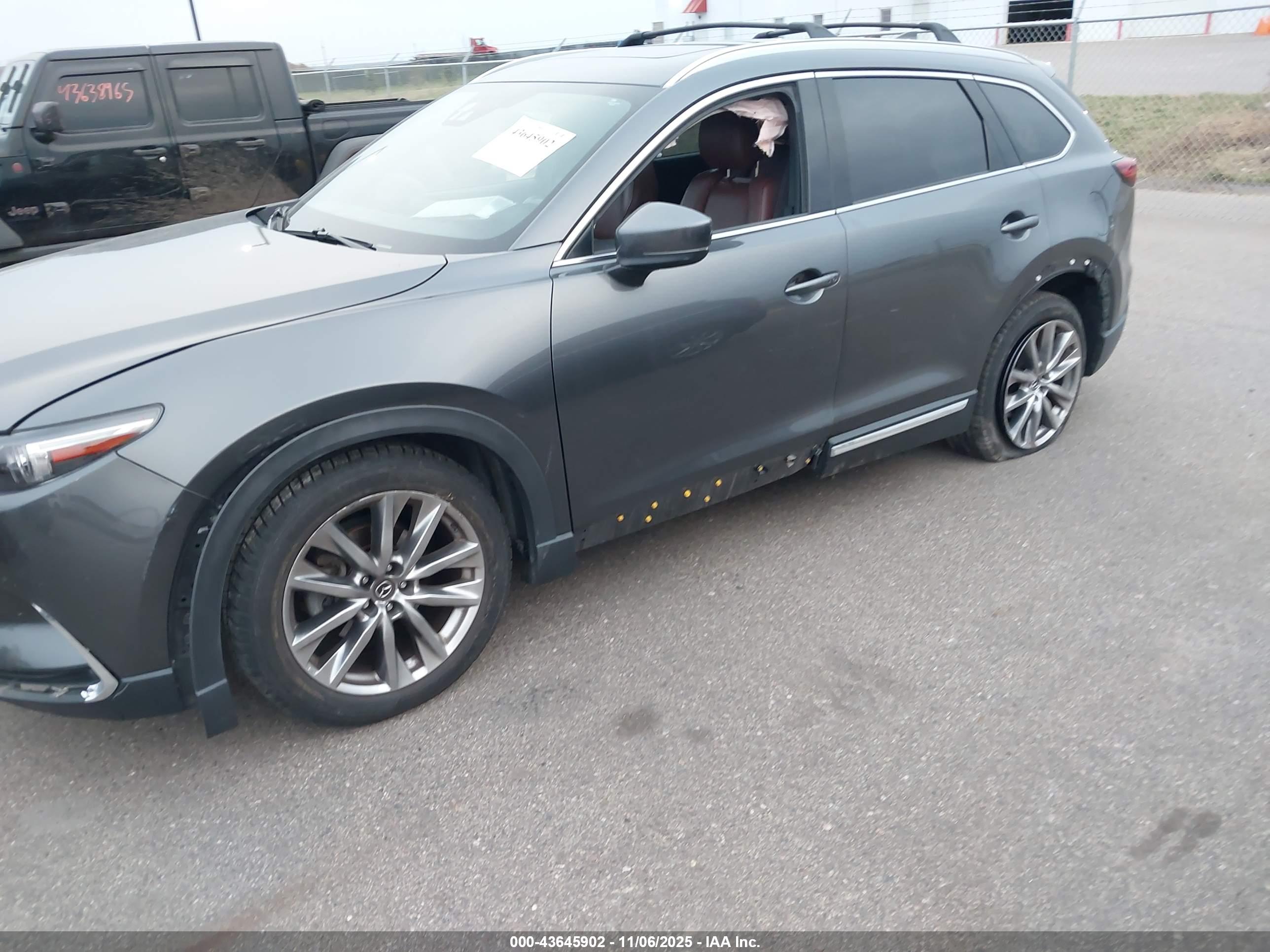 MAZDA CX-9 image 6