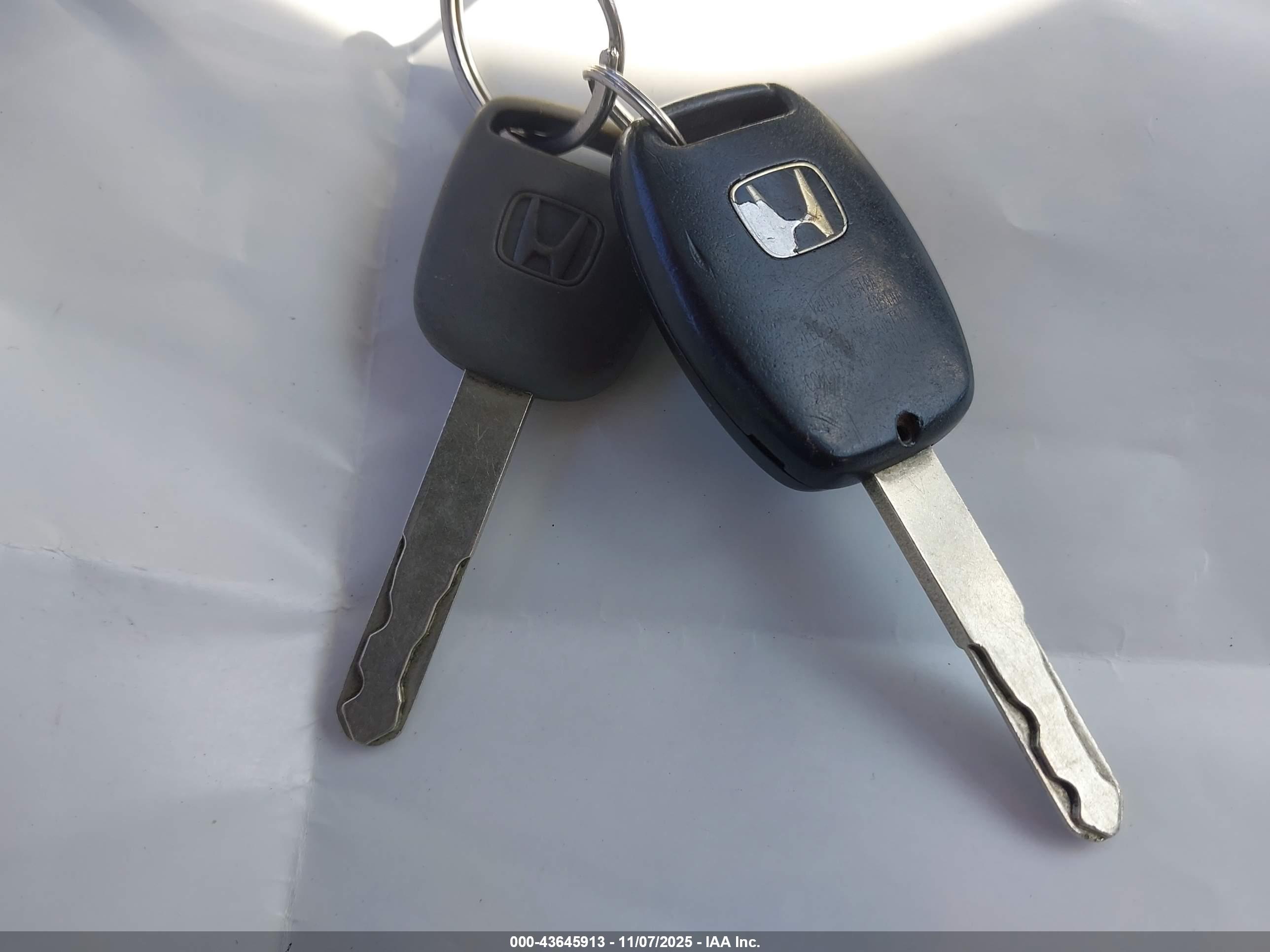 HONDA CIVIC image 11
