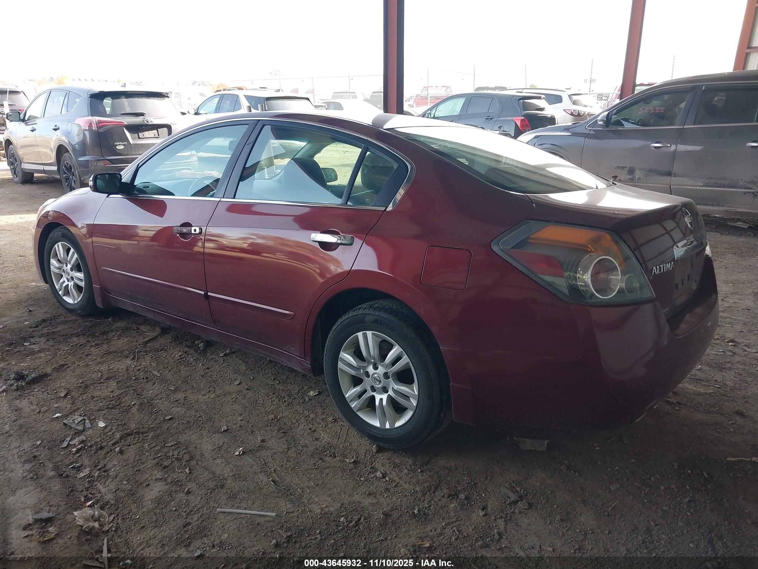 NISSAN ALTIMA image 3