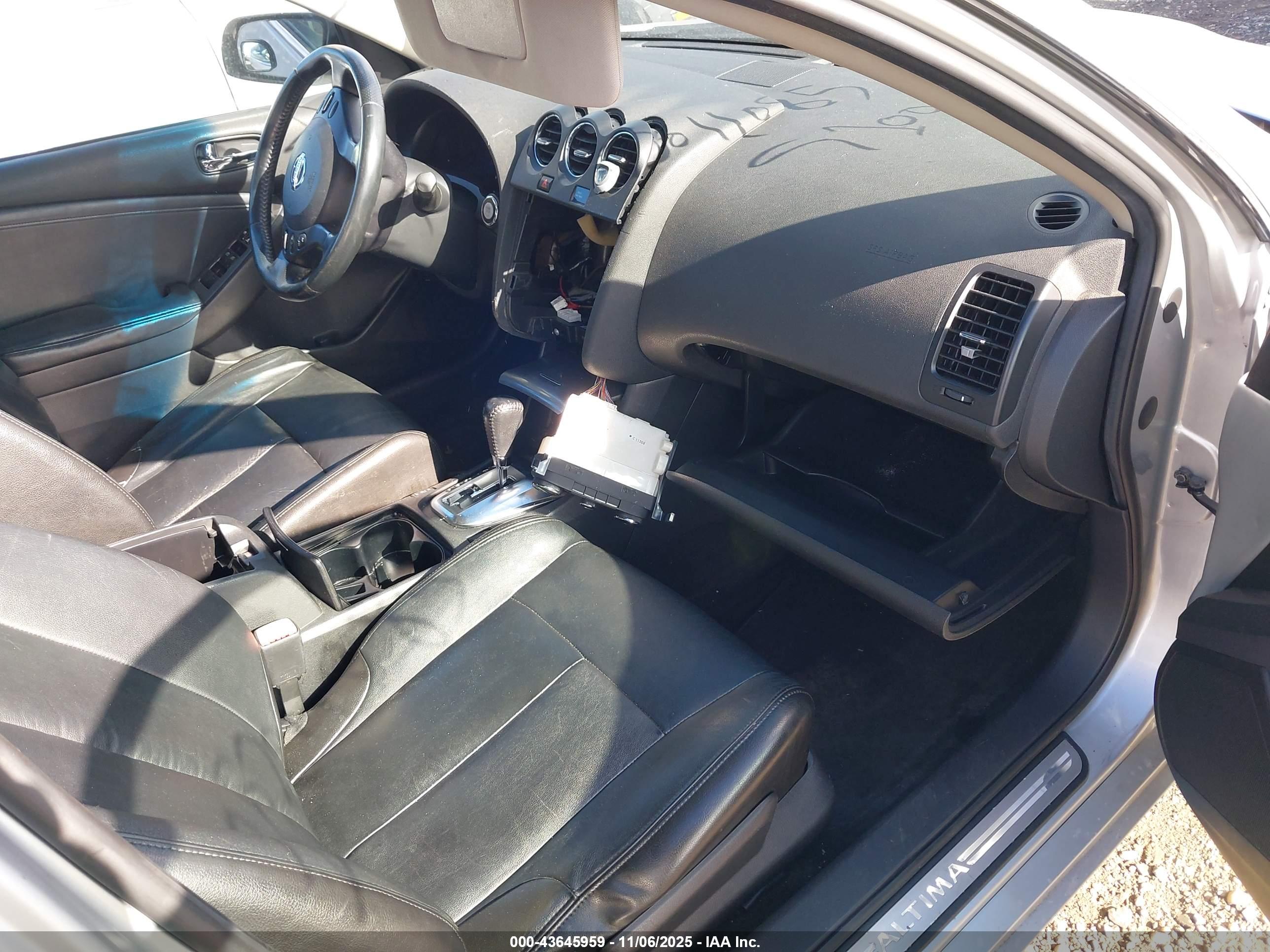 NISSAN ALTIMA image 5