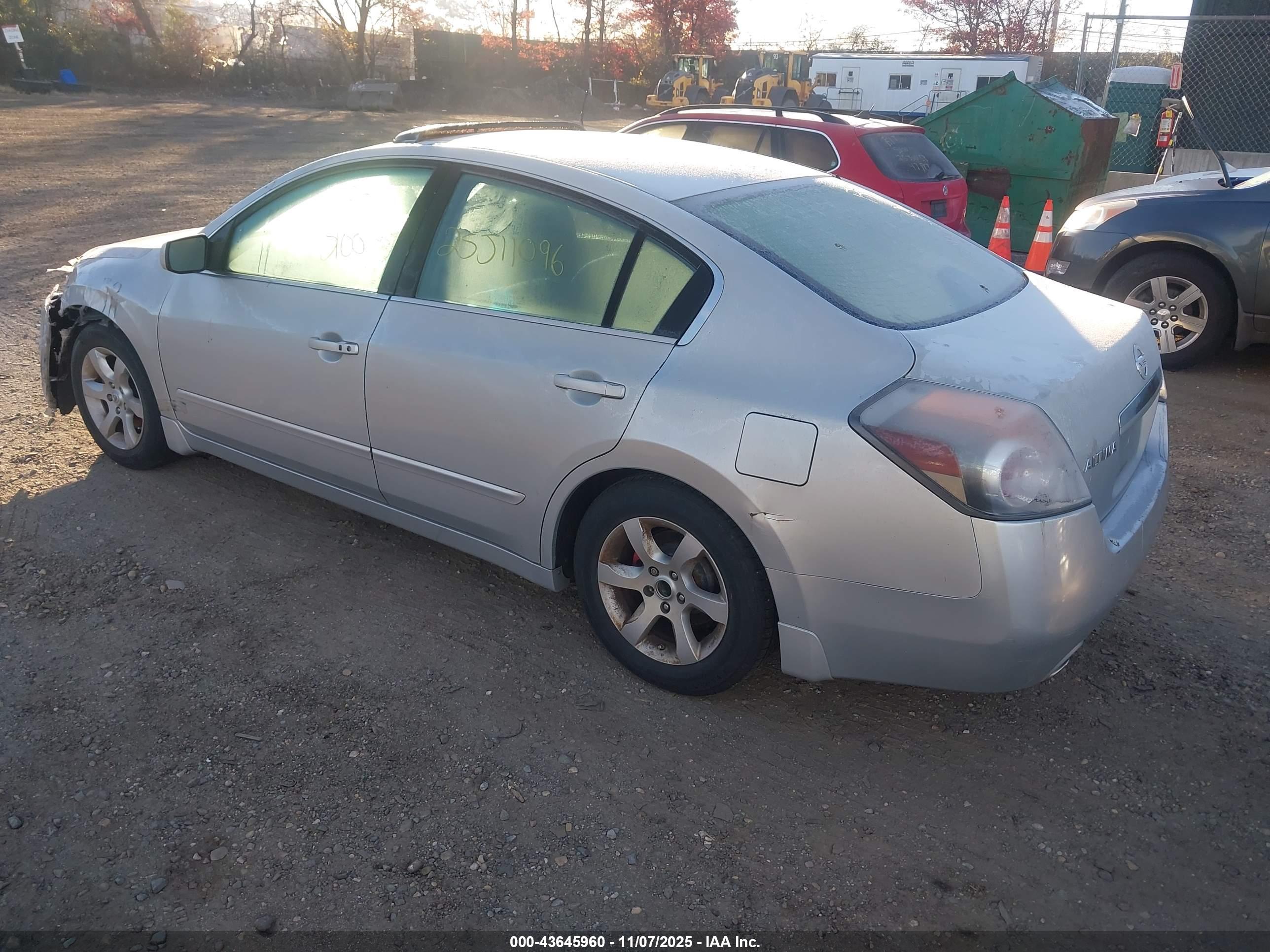 NISSAN ALTIMA image 3