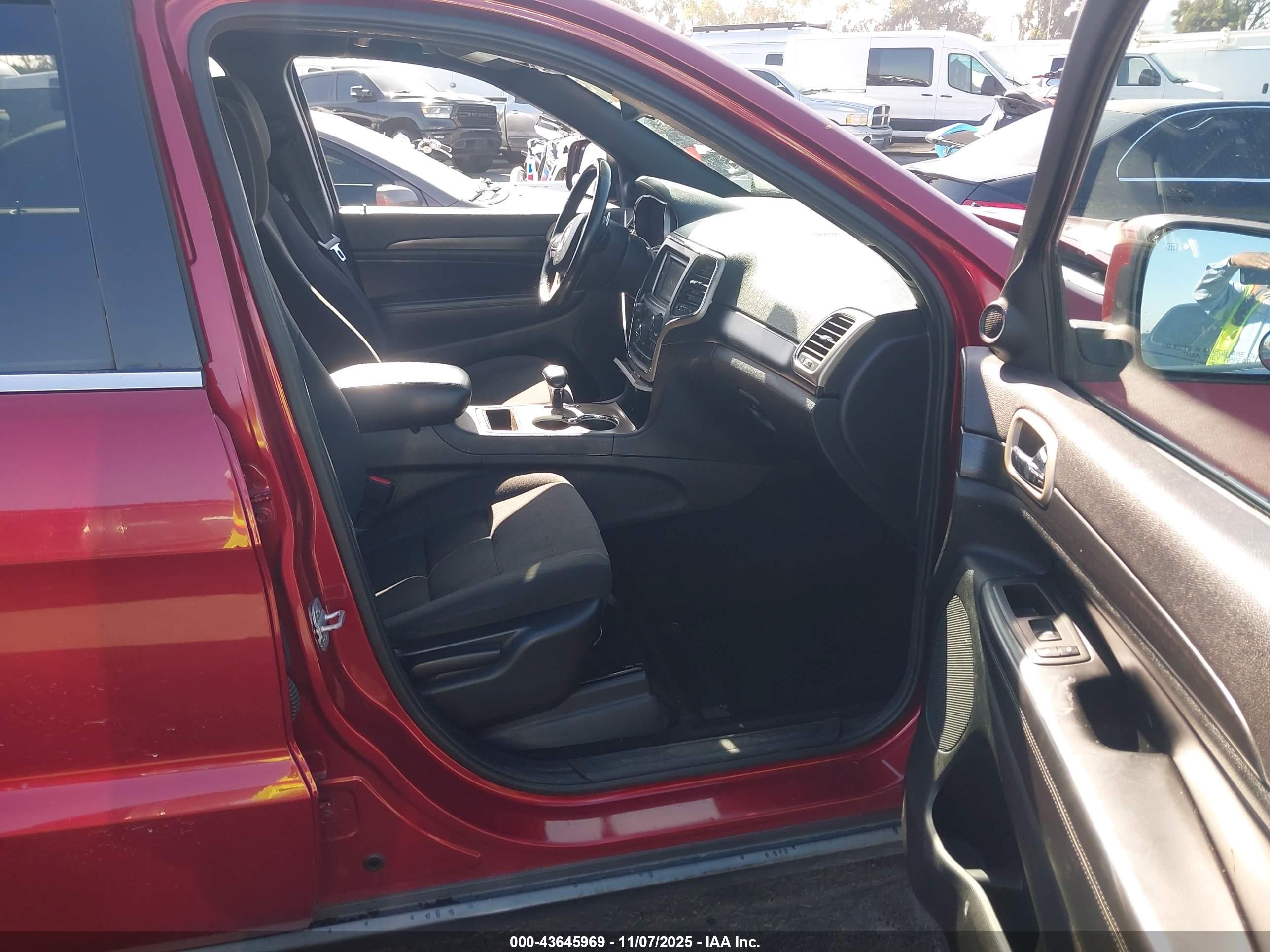 JEEP GRAND image 5