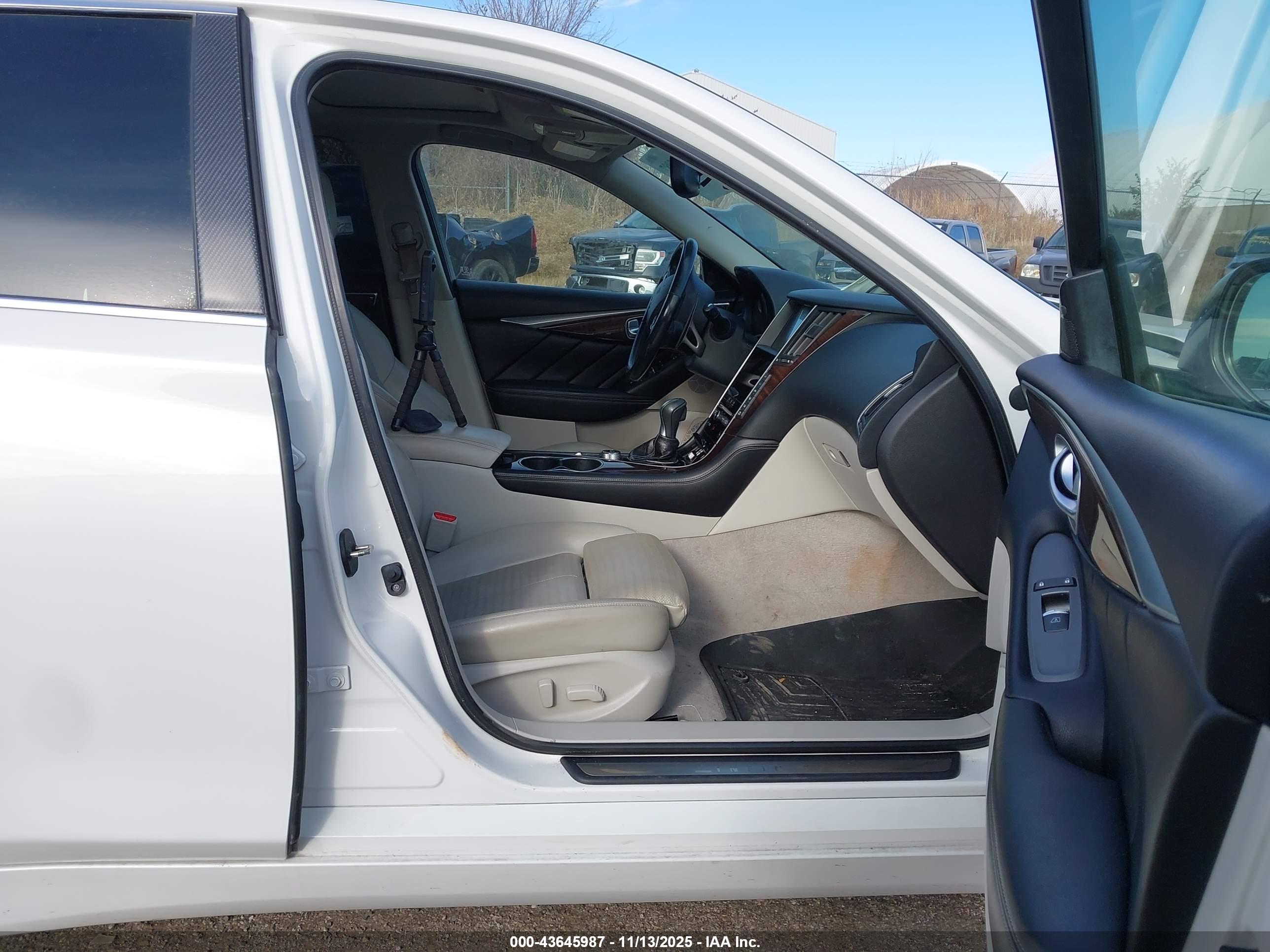 INFINITI Q50 image 5