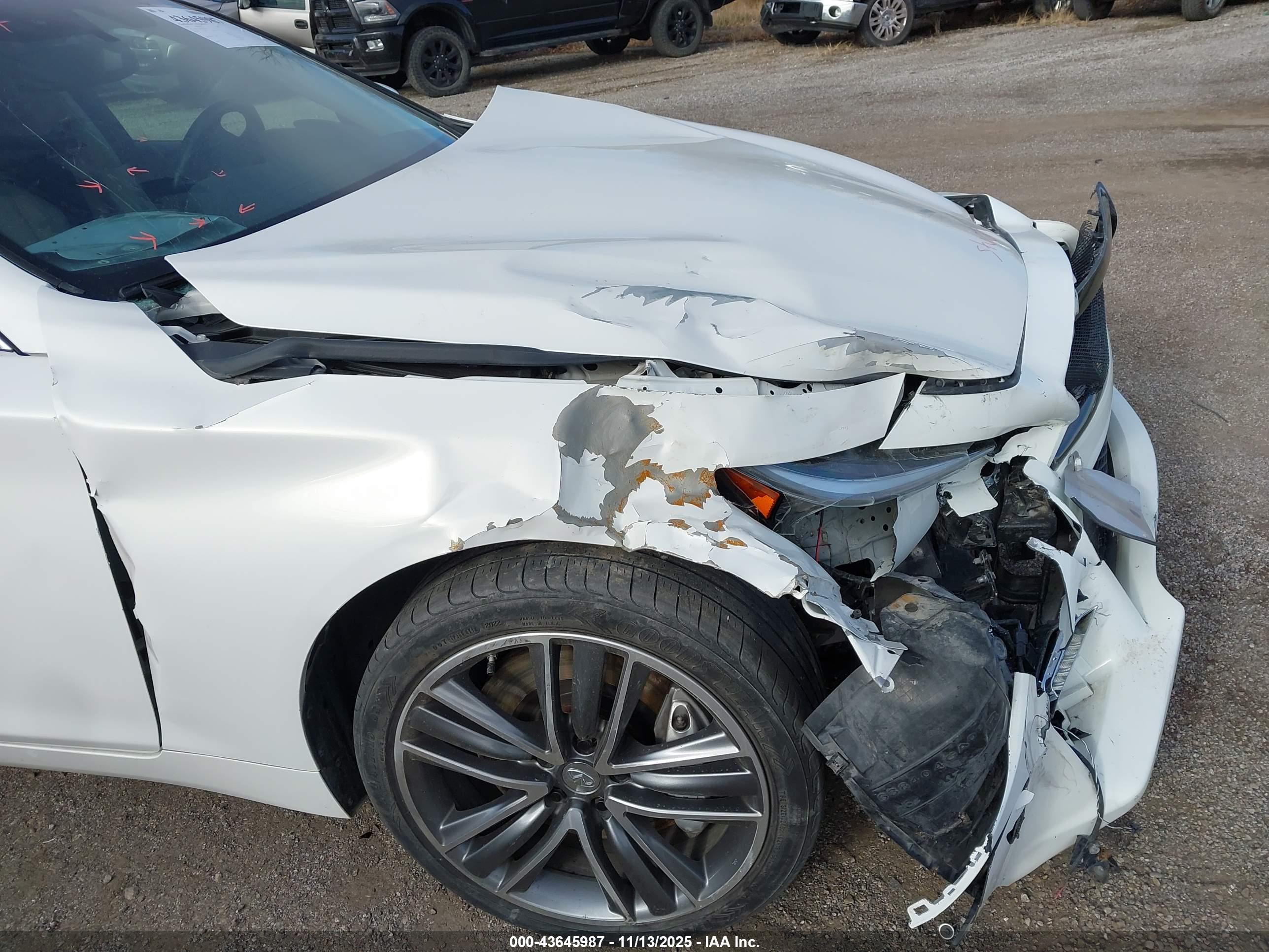 INFINITI Q50 image 6