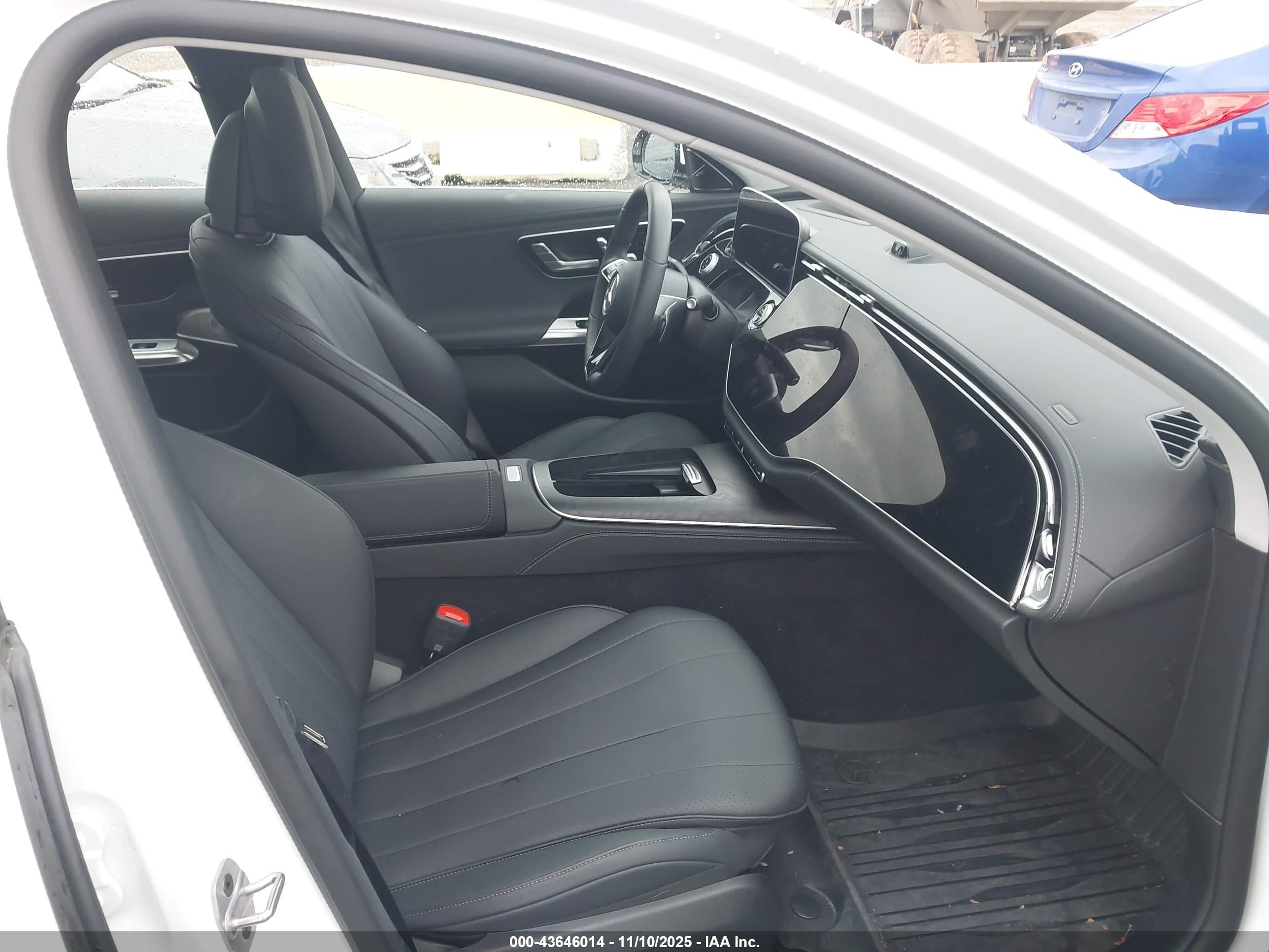 MERCEDES-BENZ E image 5
