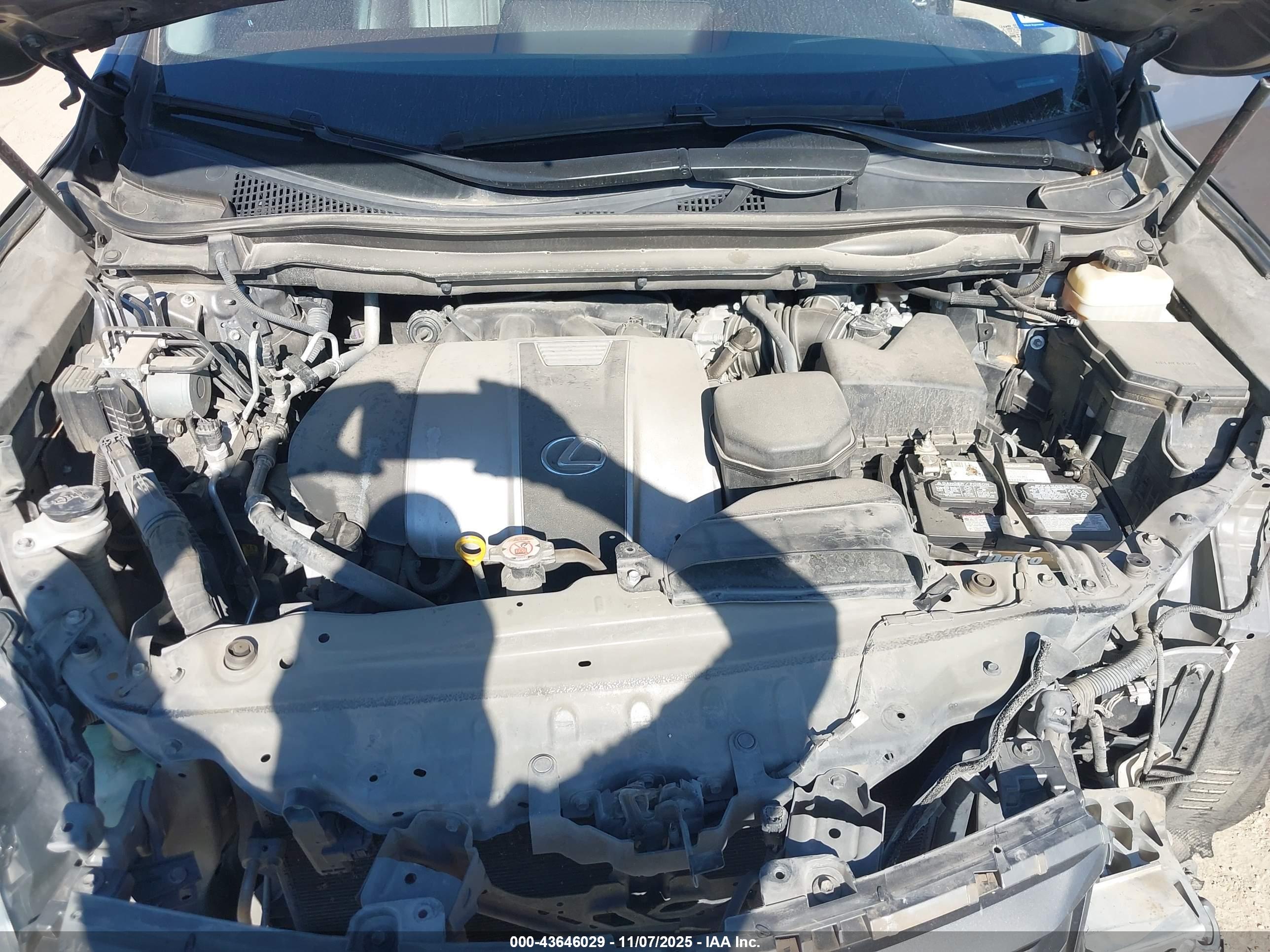 LEXUS RX image 10