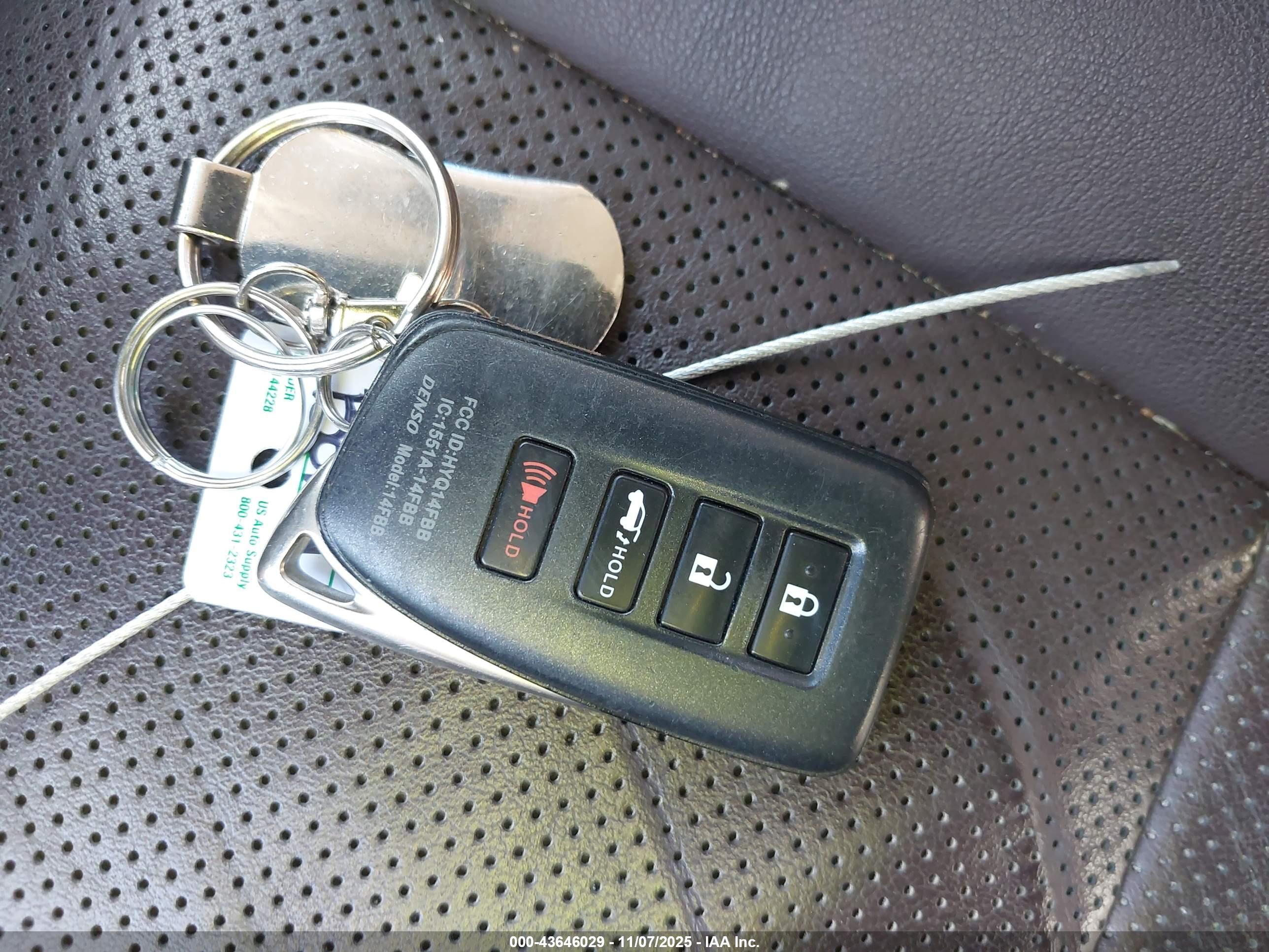 LEXUS RX image 11