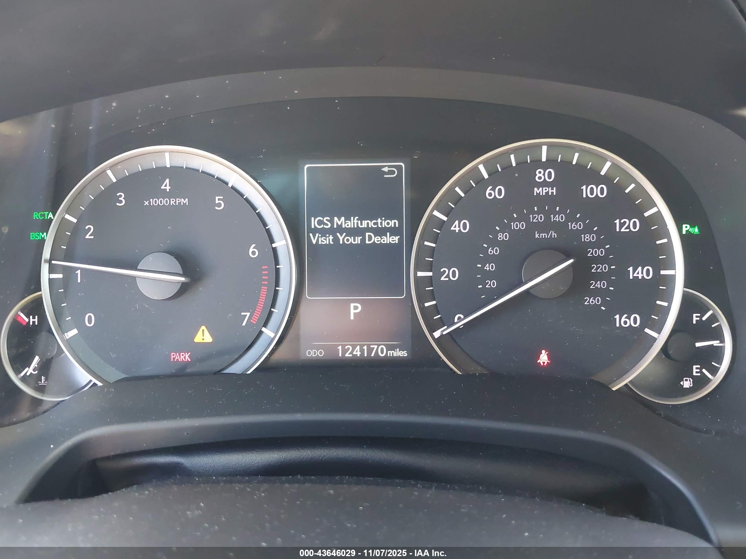 LEXUS RX image 7