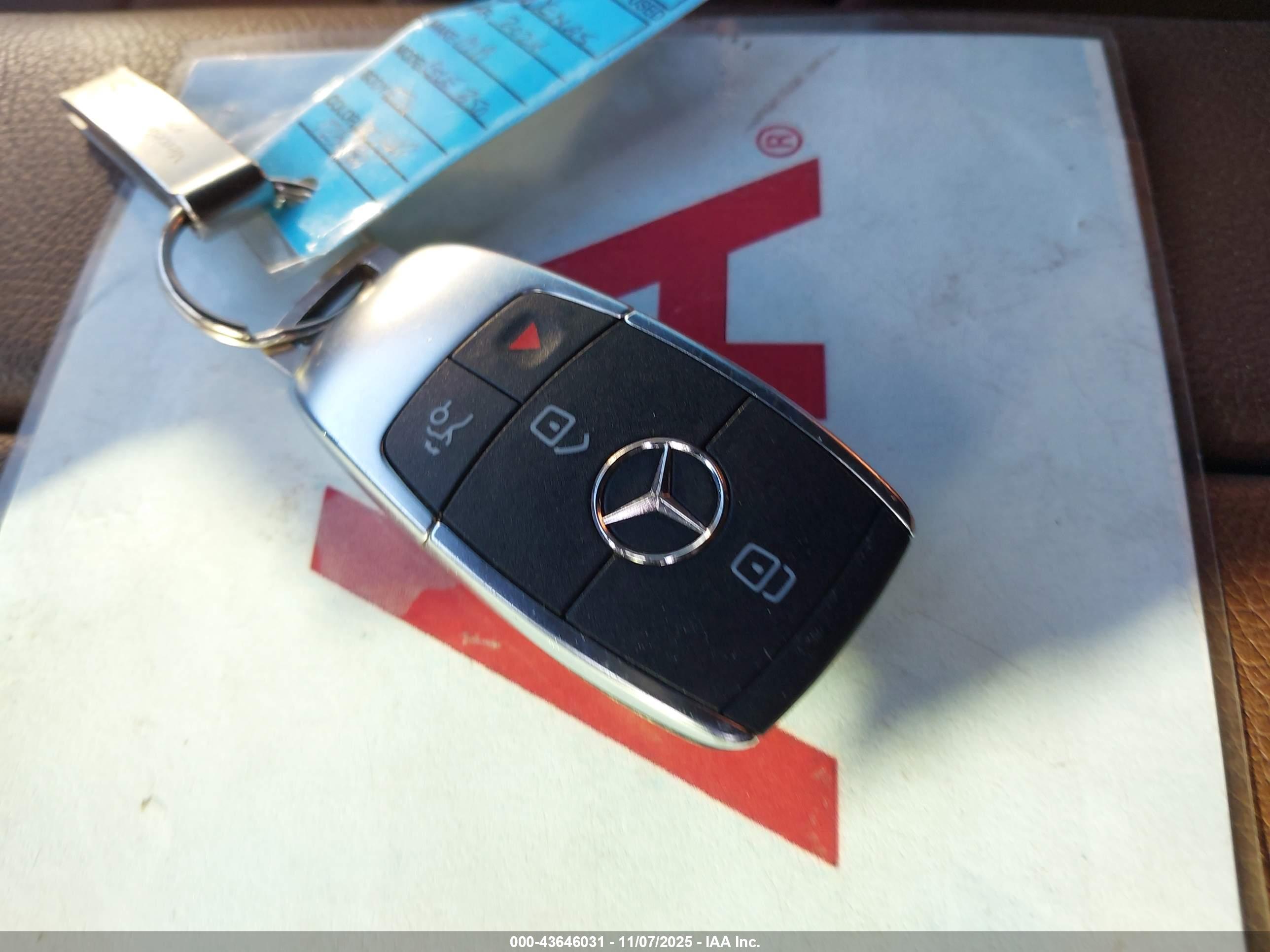 MERCEDES-BENZ GLE image 11