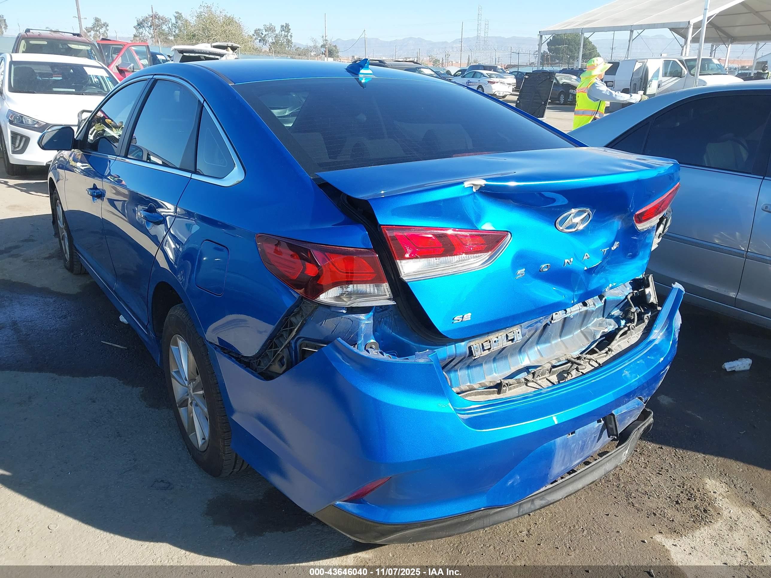 HYUNDAI SONATA image 3