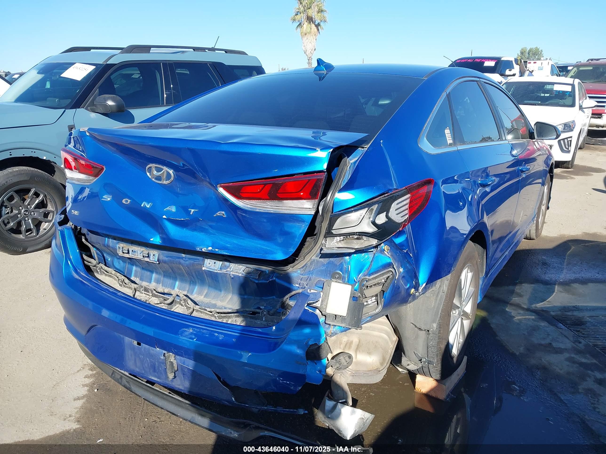 HYUNDAI SONATA image 4