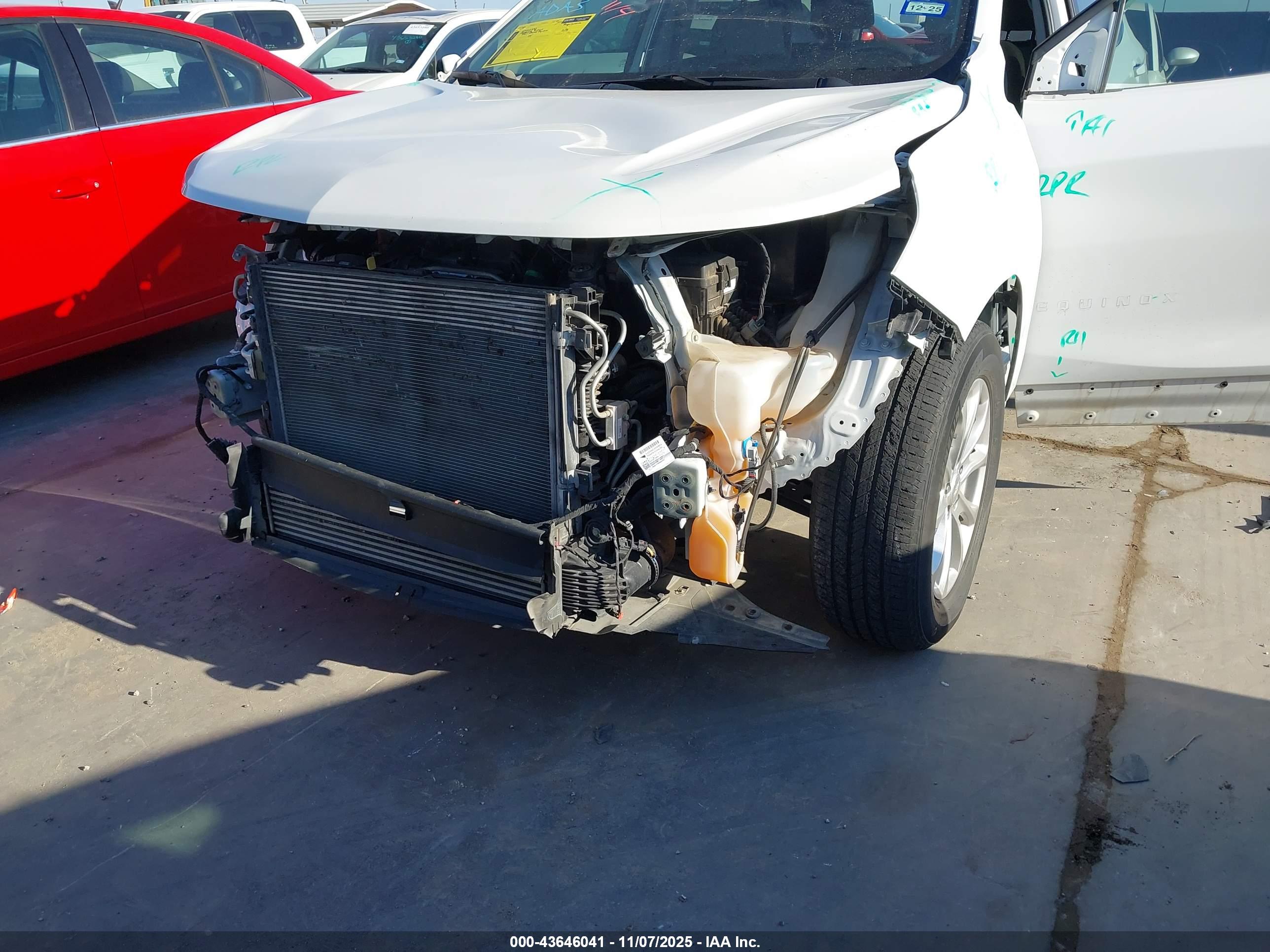 CHEVROLET EQUINOX image 6