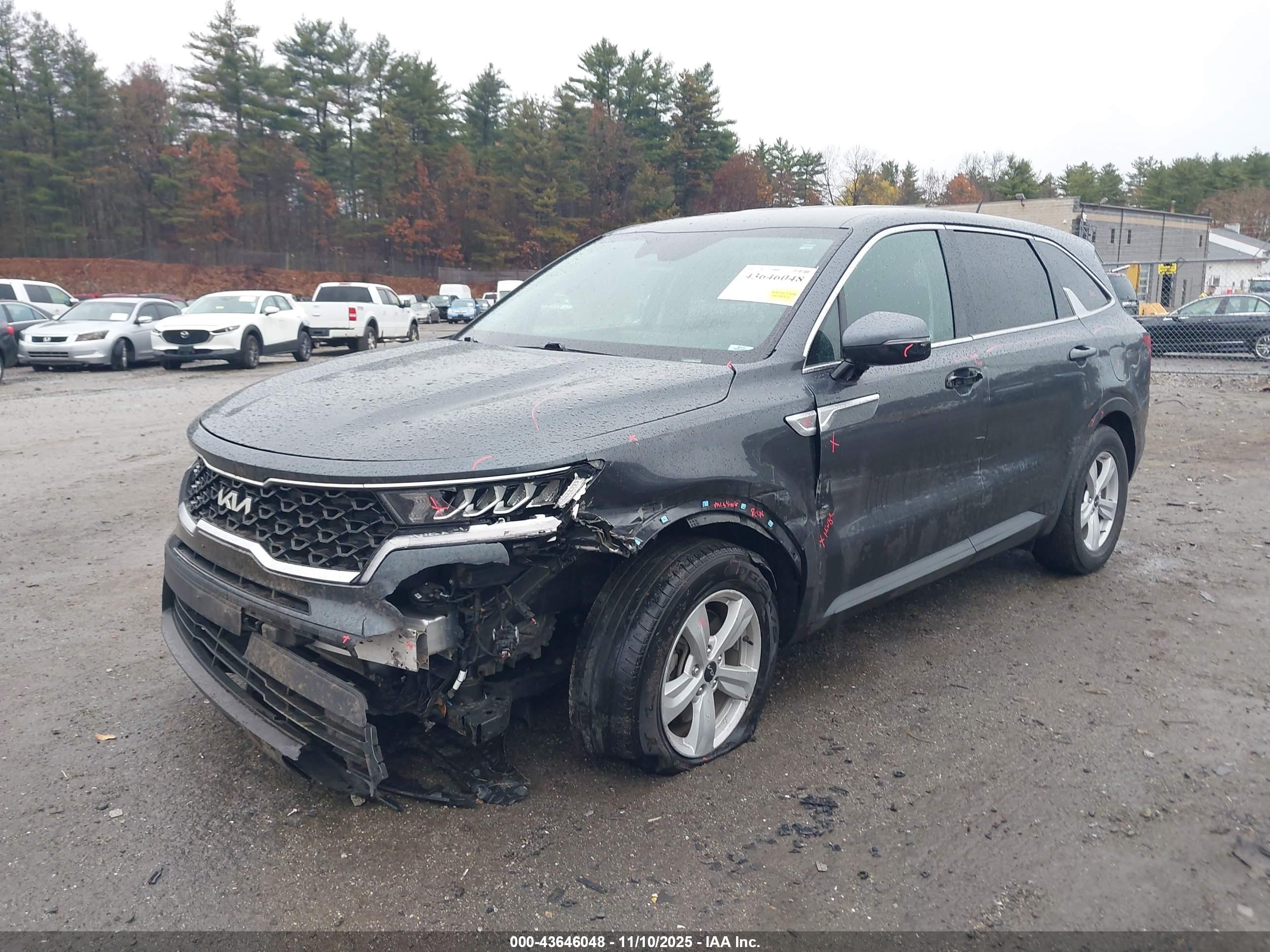 KIA SORENTO image 2