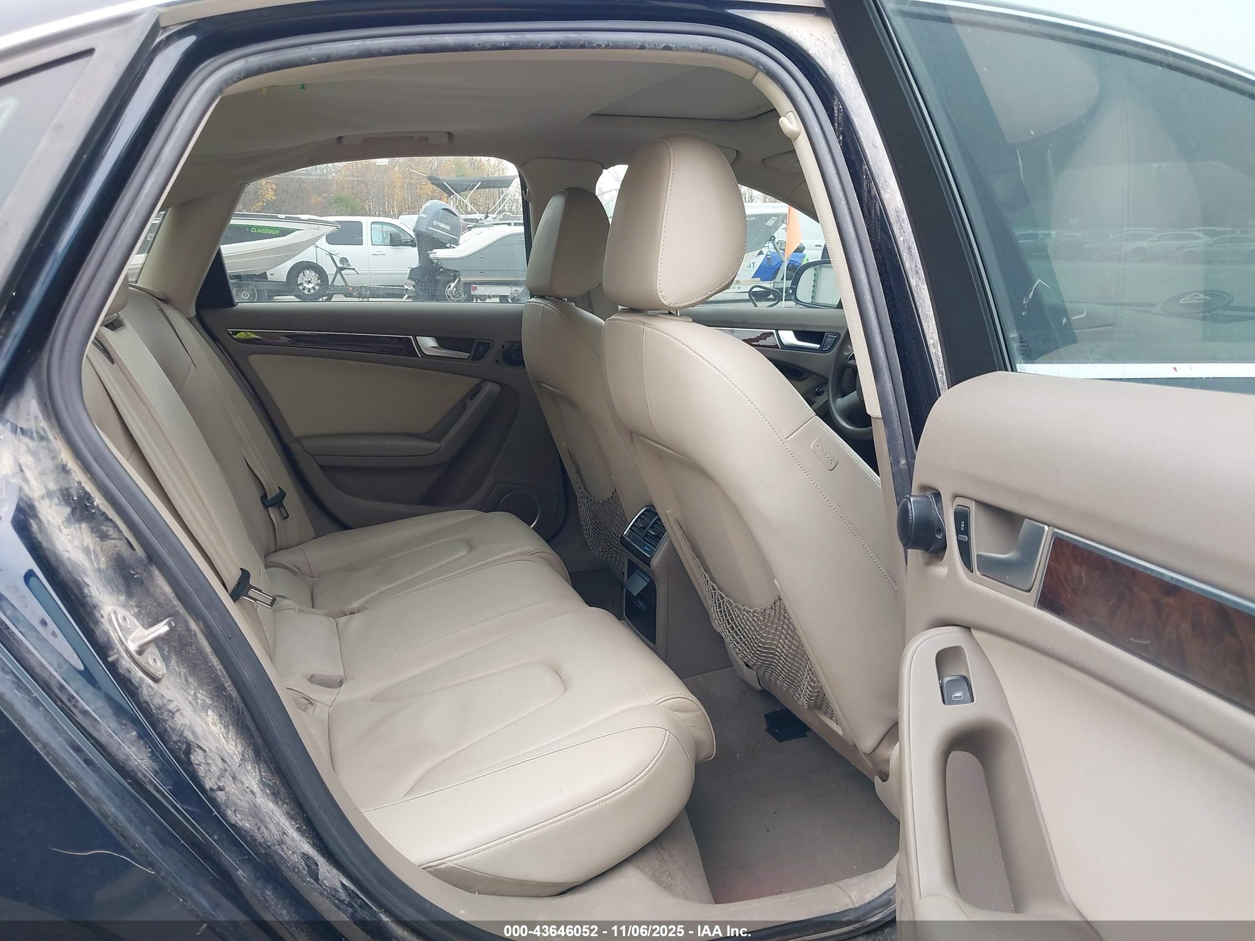 AUDI A4 image 8