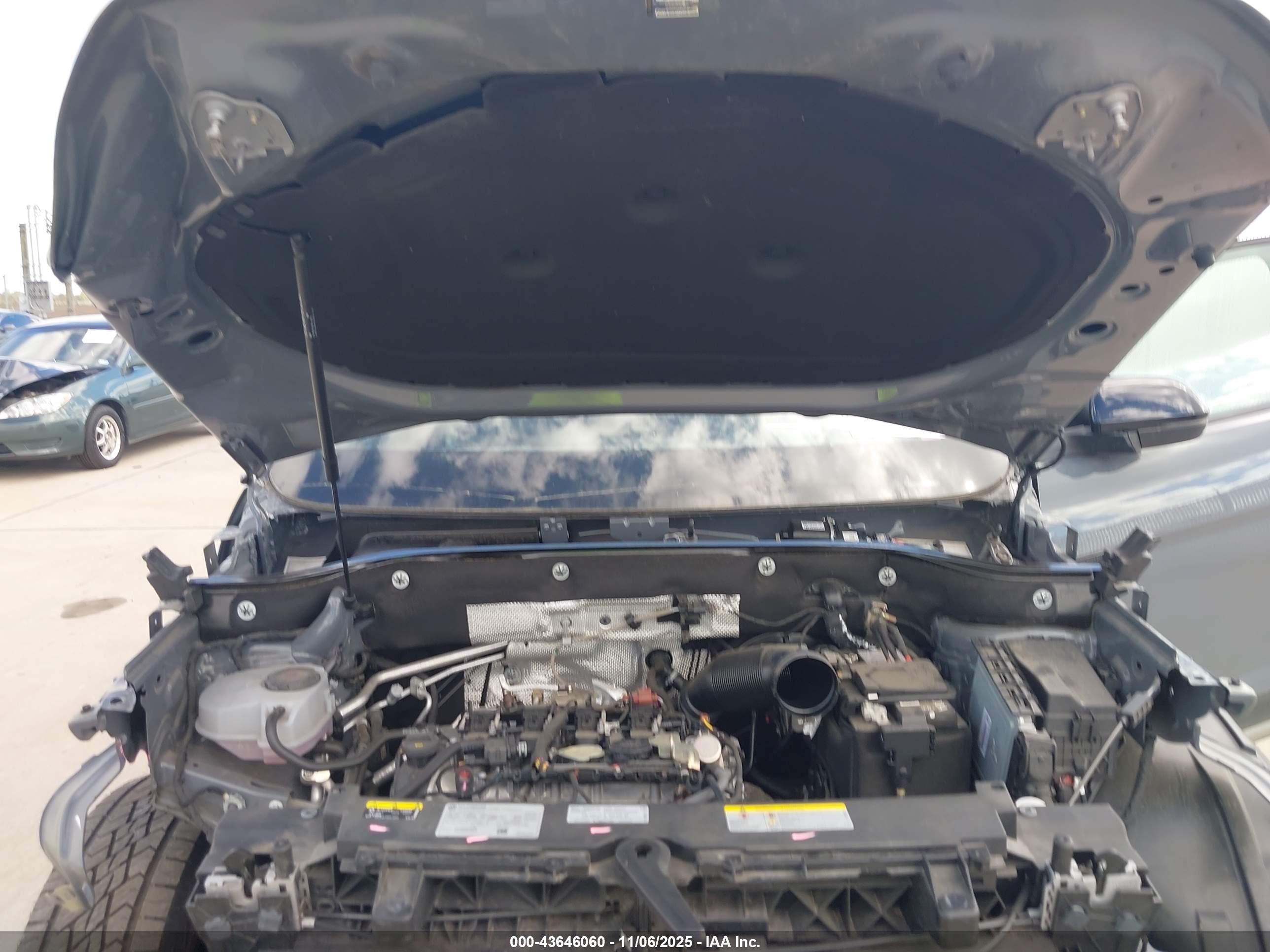 VOLKSWAGEN ATLAS image 10