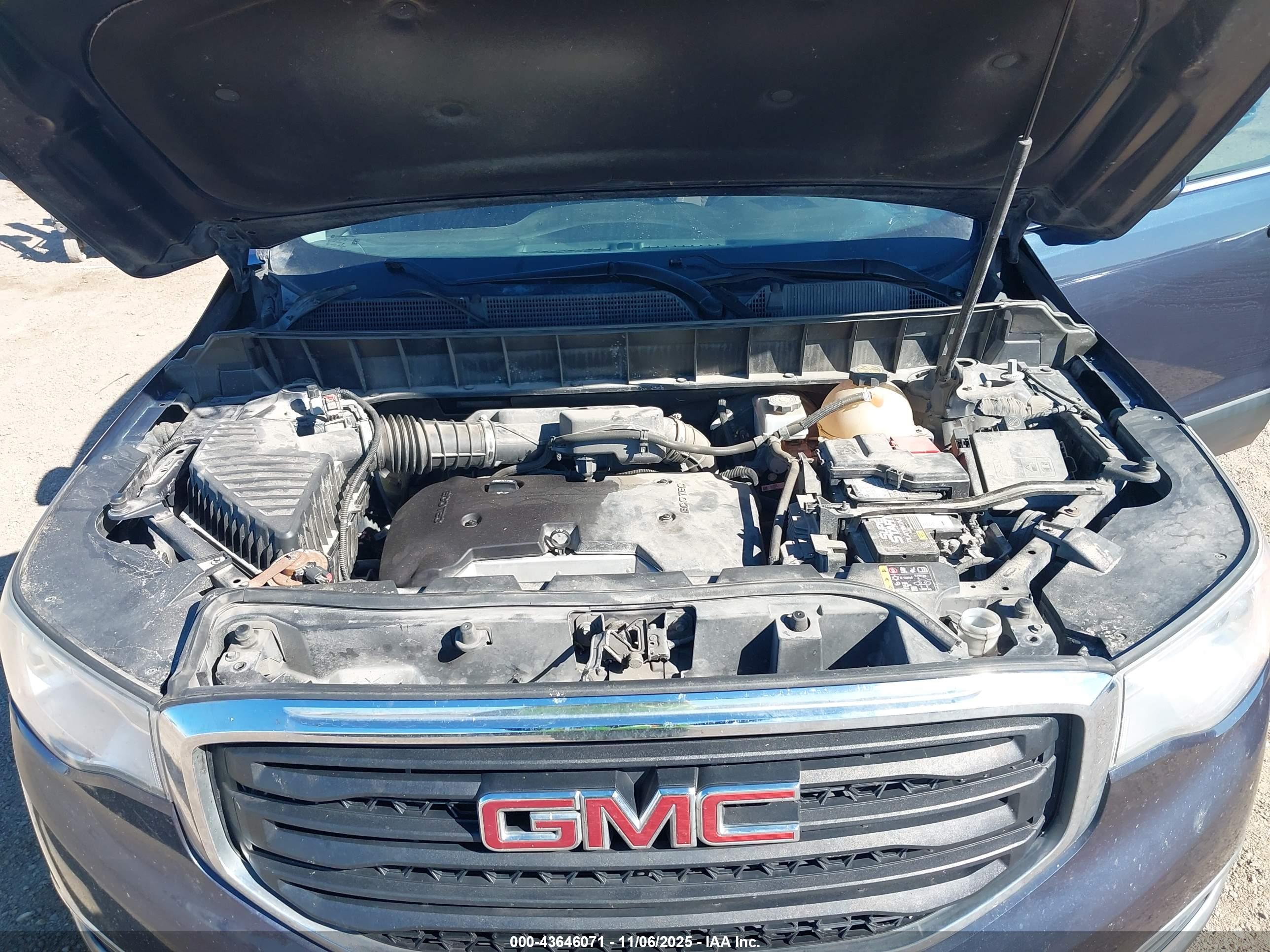 GMC ACADIA image 10