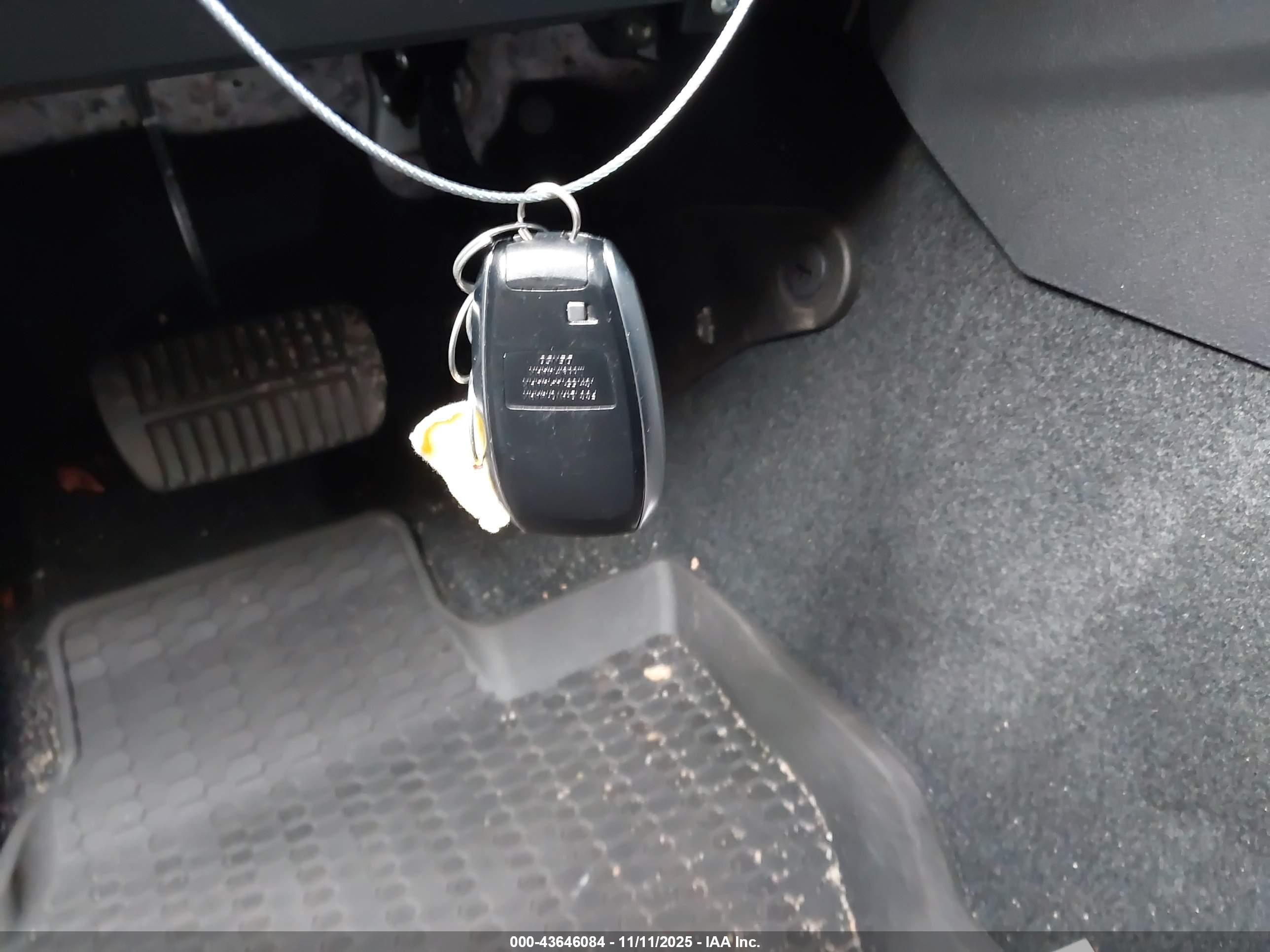 SUBARU FORESTER image 11