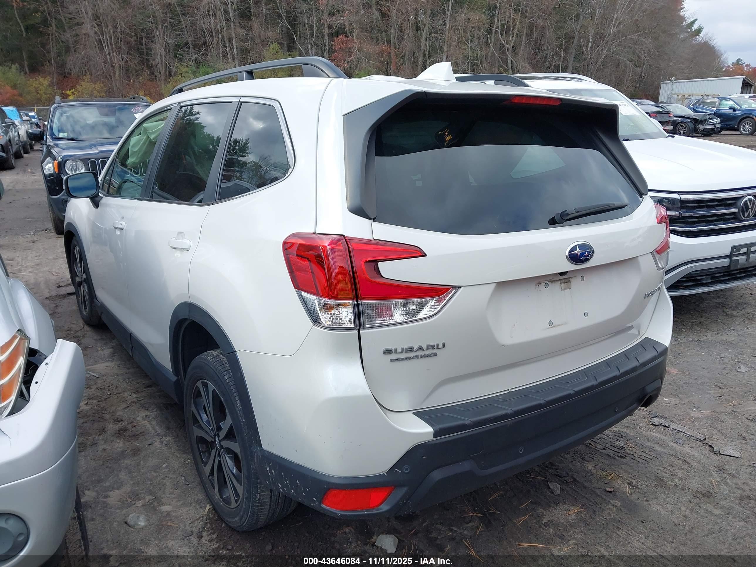 SUBARU FORESTER image 3