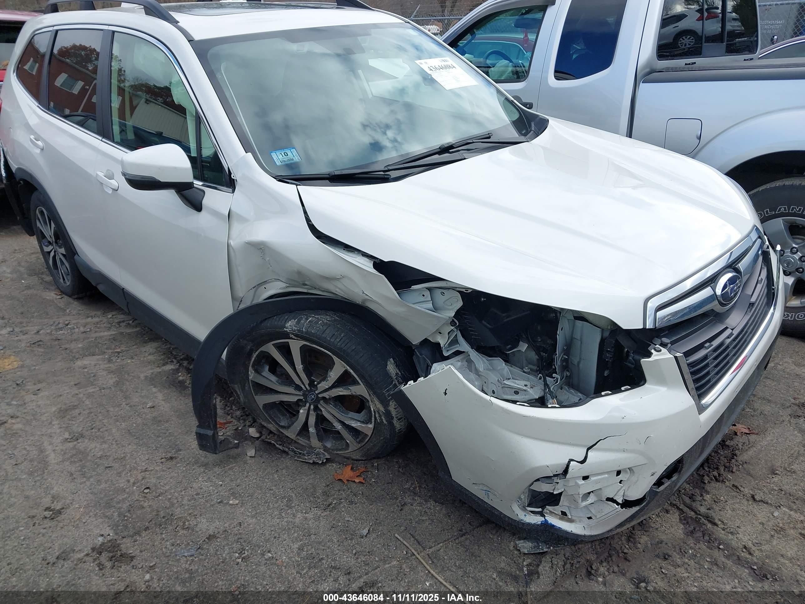 SUBARU FORESTER image 6