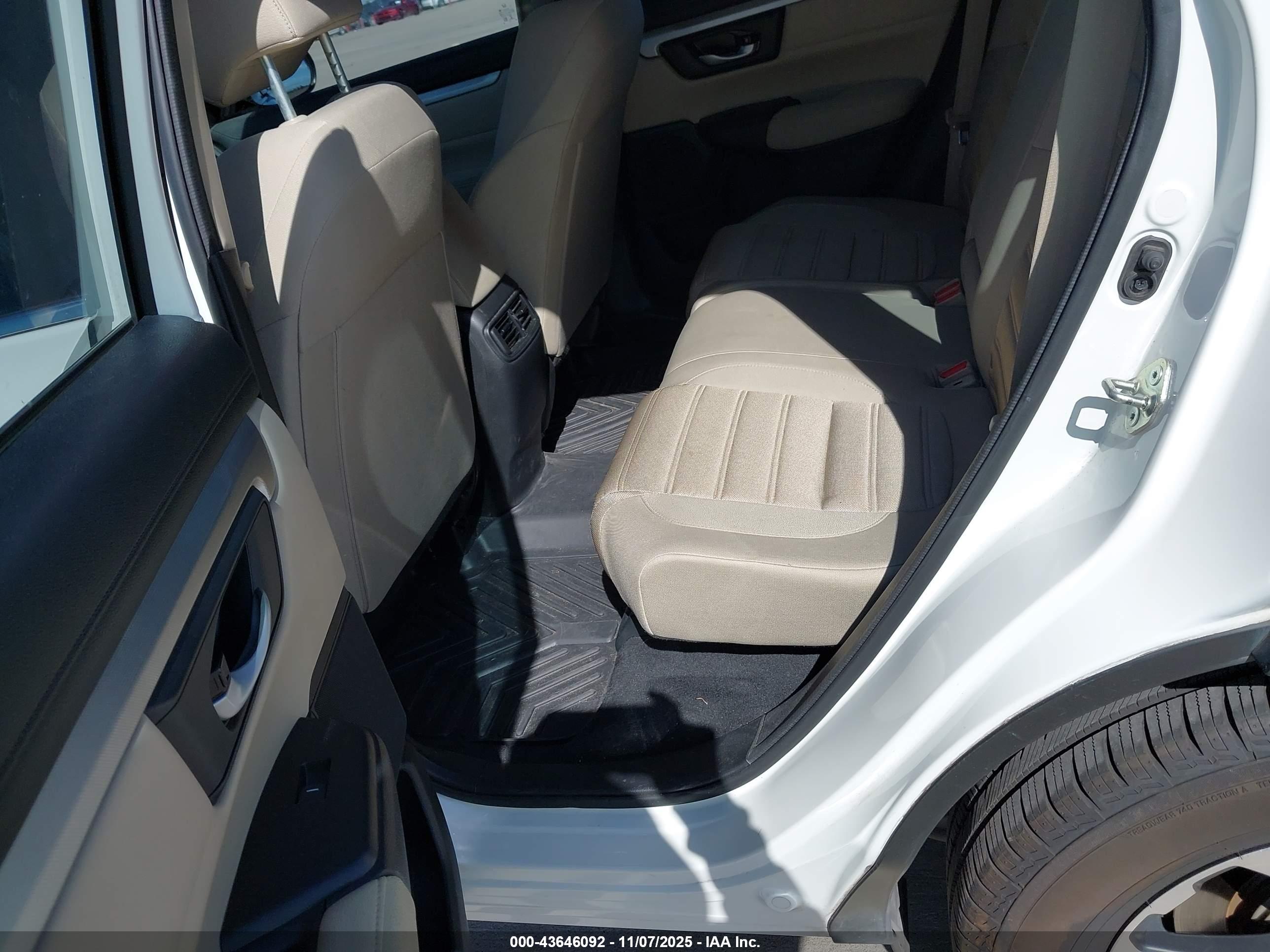 HONDA CR-V image 8