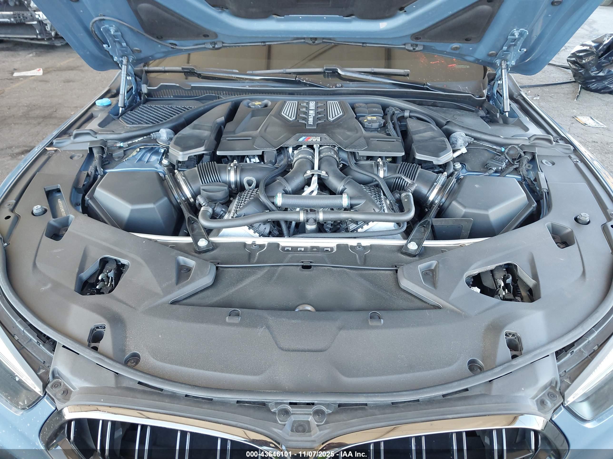 BMW M8 image 10