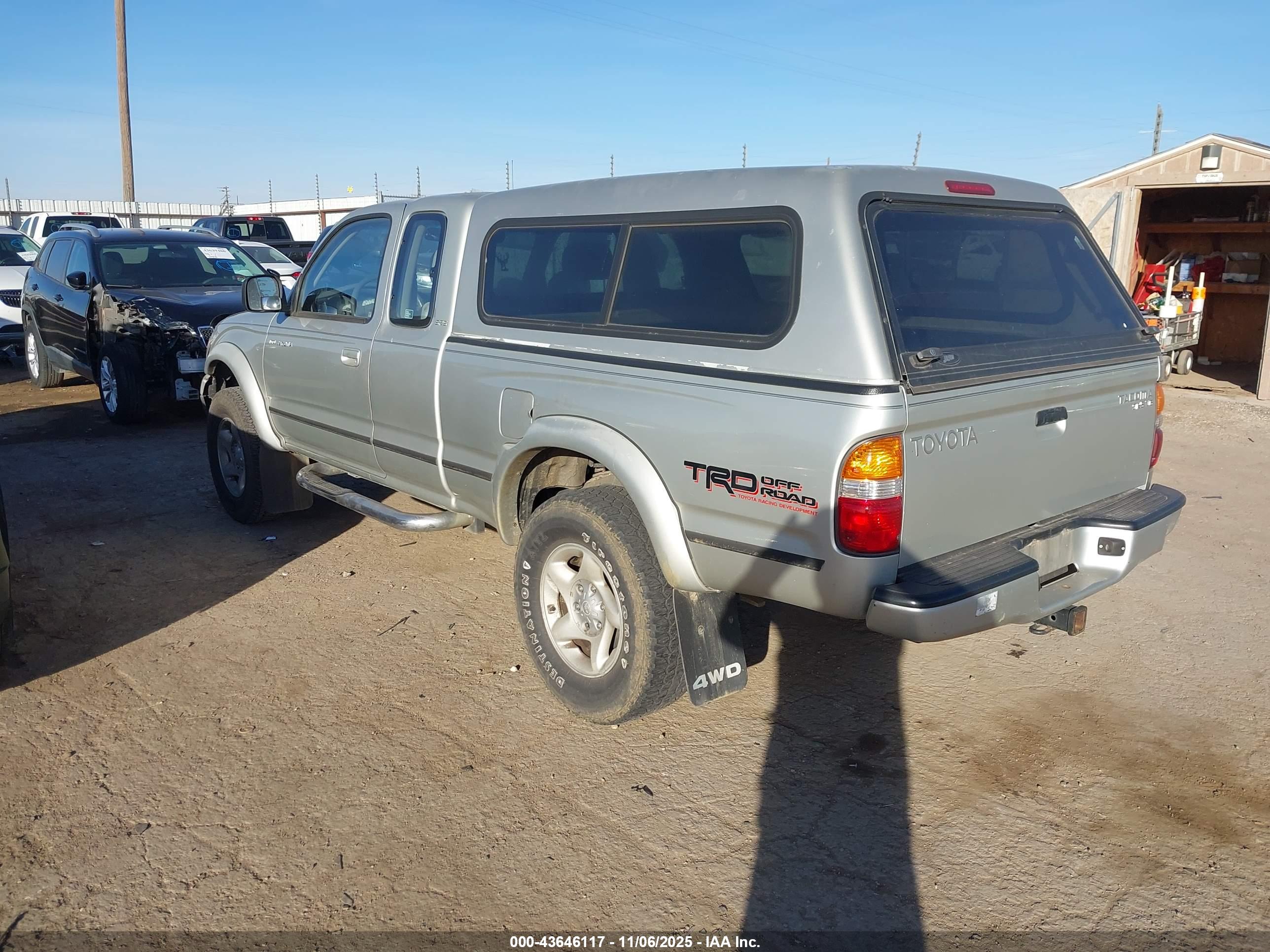 TOYOTA TACOMA image 3