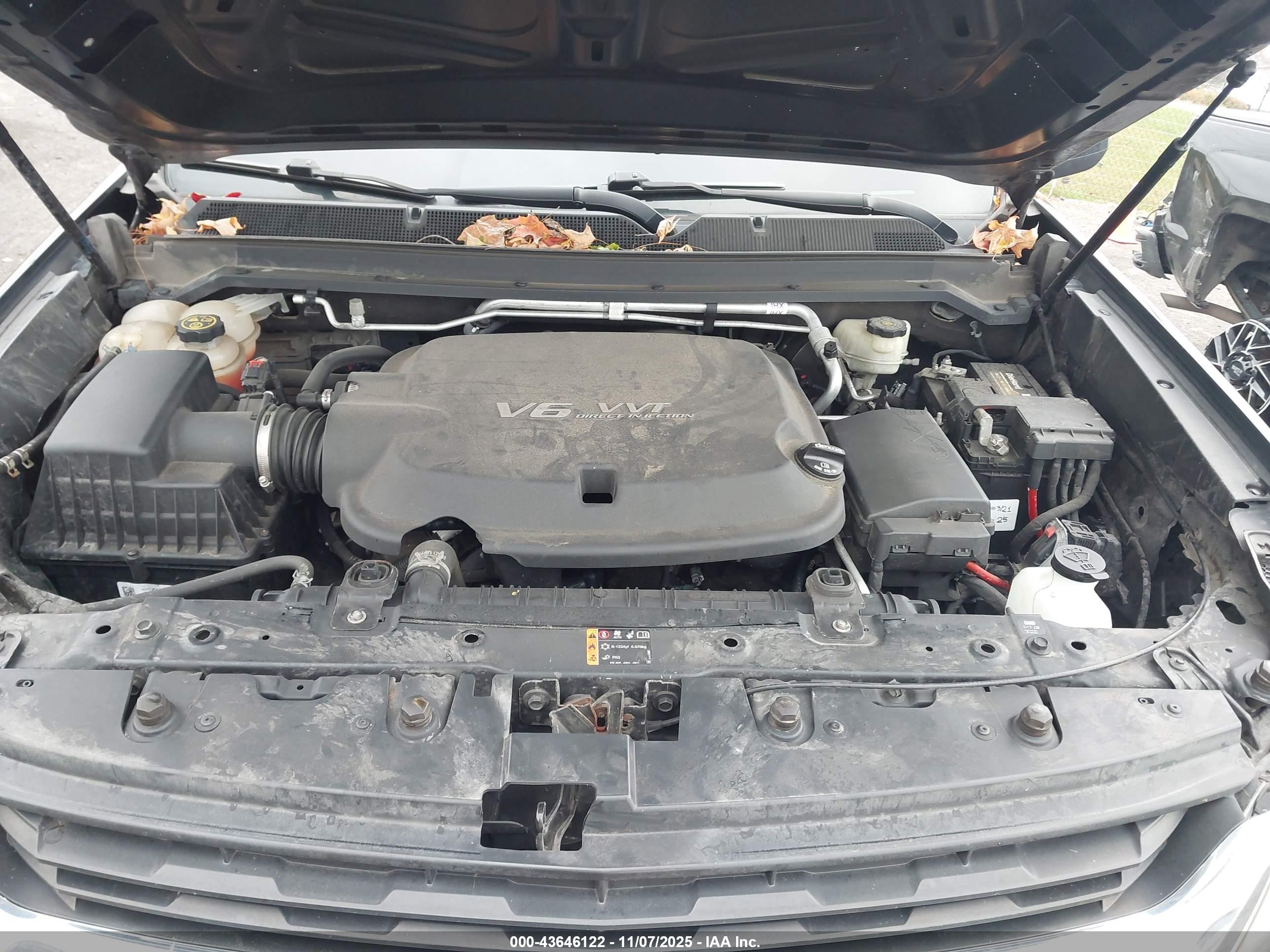 CHEVROLET COLORADO image 10