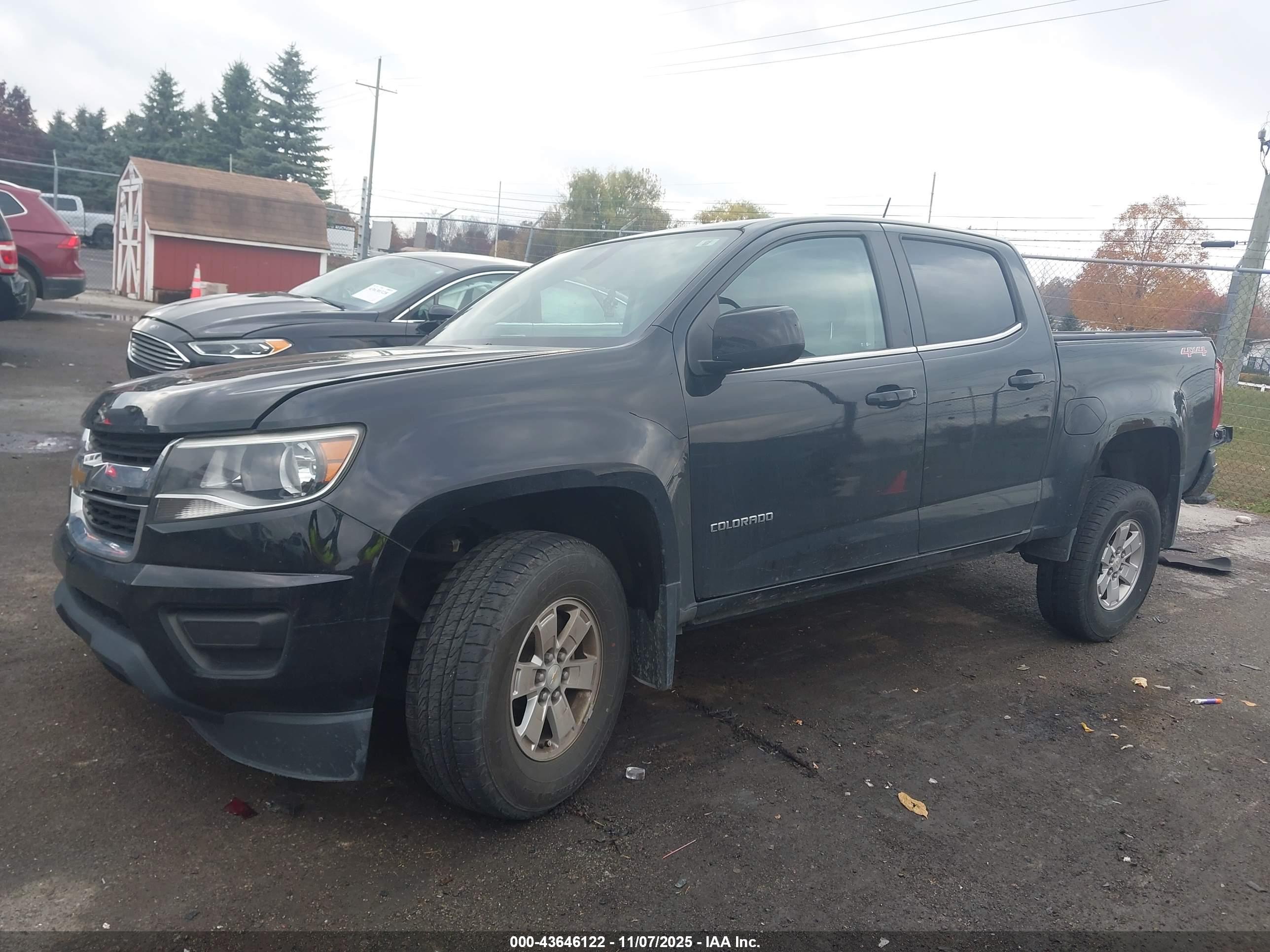 CHEVROLET COLORADO image 2