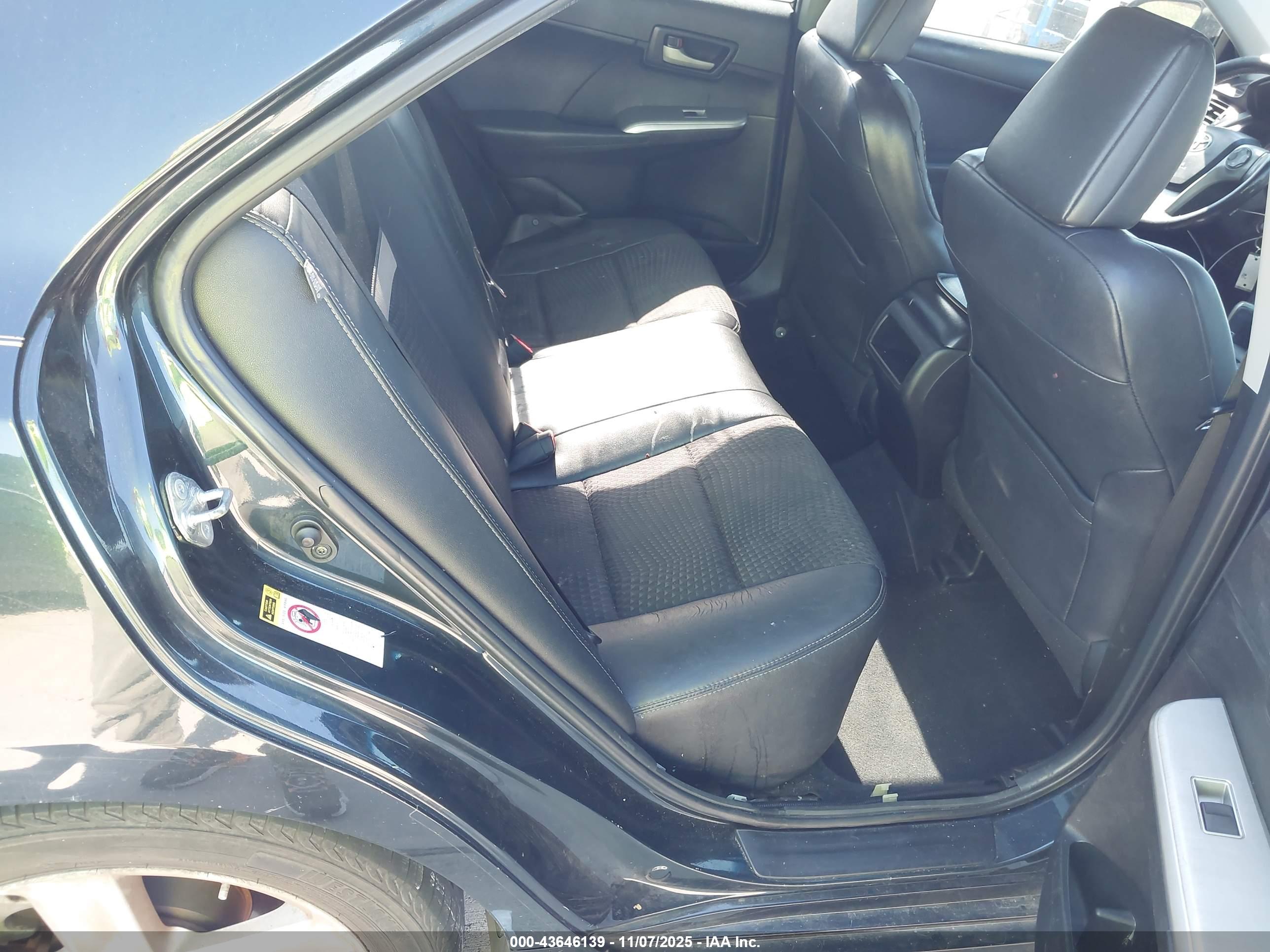 TOYOTA CAMRY image 8